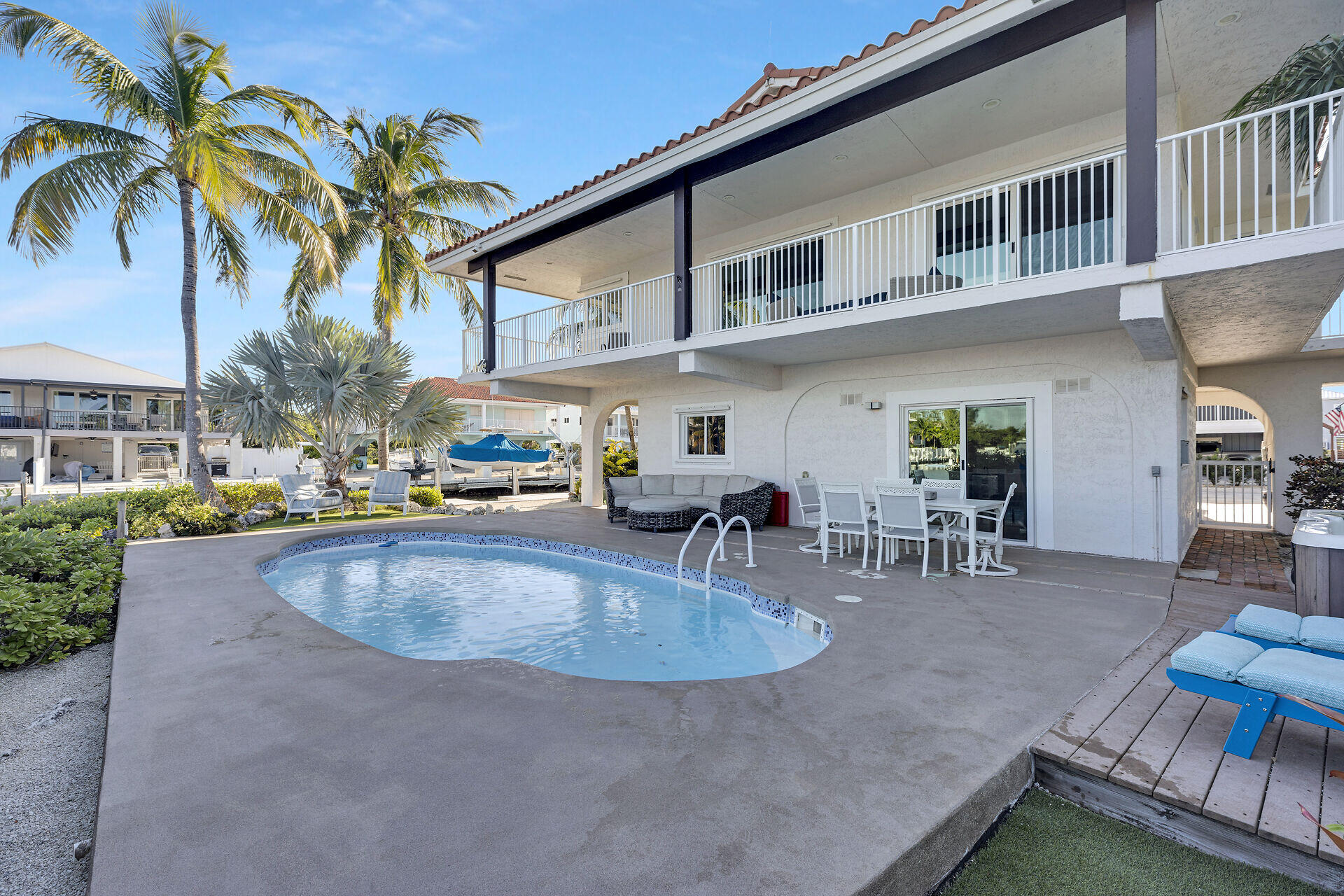 MARATHON, Florida, 33050, United States, 4 Bedrooms Bedrooms, ,3 BathroomsBathrooms,Residential,For Sale,1996240