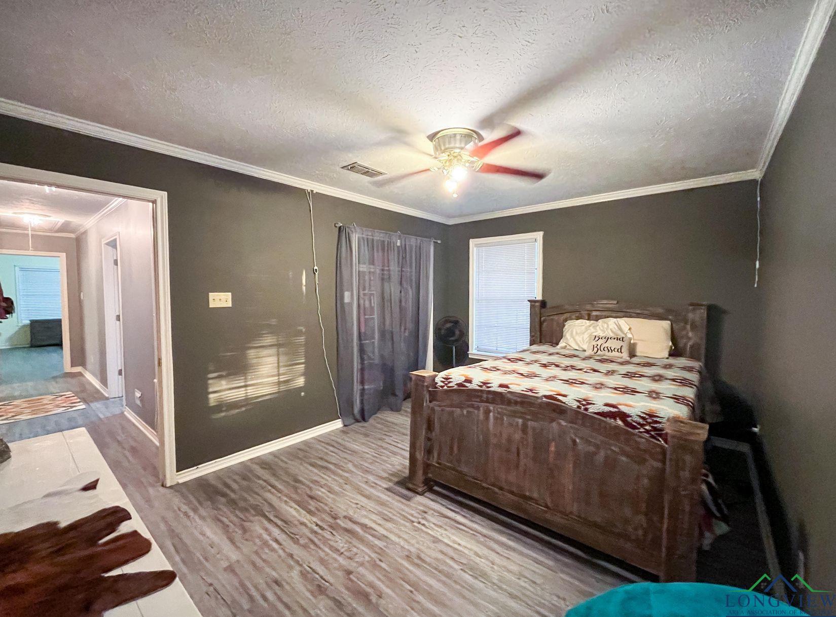 Linden, Texas, 75563, United States, 4 Bedrooms Bedrooms, ,3 BathroomsBathrooms,Residential,For Sale,1984519