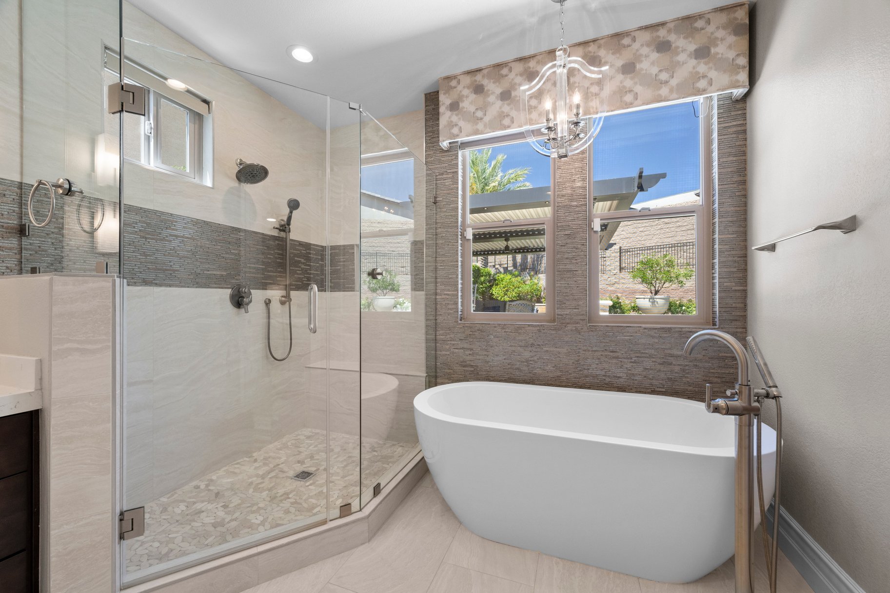  DESIGNER DREAM OASIS IN GATED LAKE LAS VEGAS, FURNISHED TURN-KEY - 物件實景
