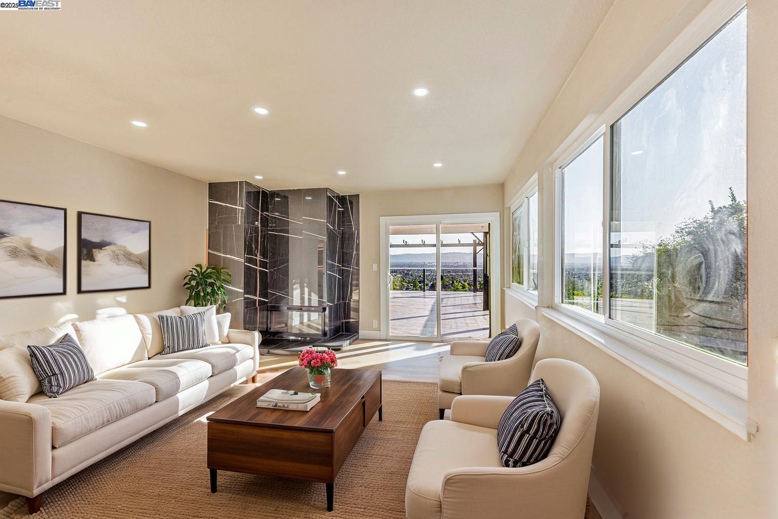 San Jose, California, 95127, United States, 4 Bedrooms Bedrooms, ,4 BathroomsBathrooms,Residential,For Sale,1903794