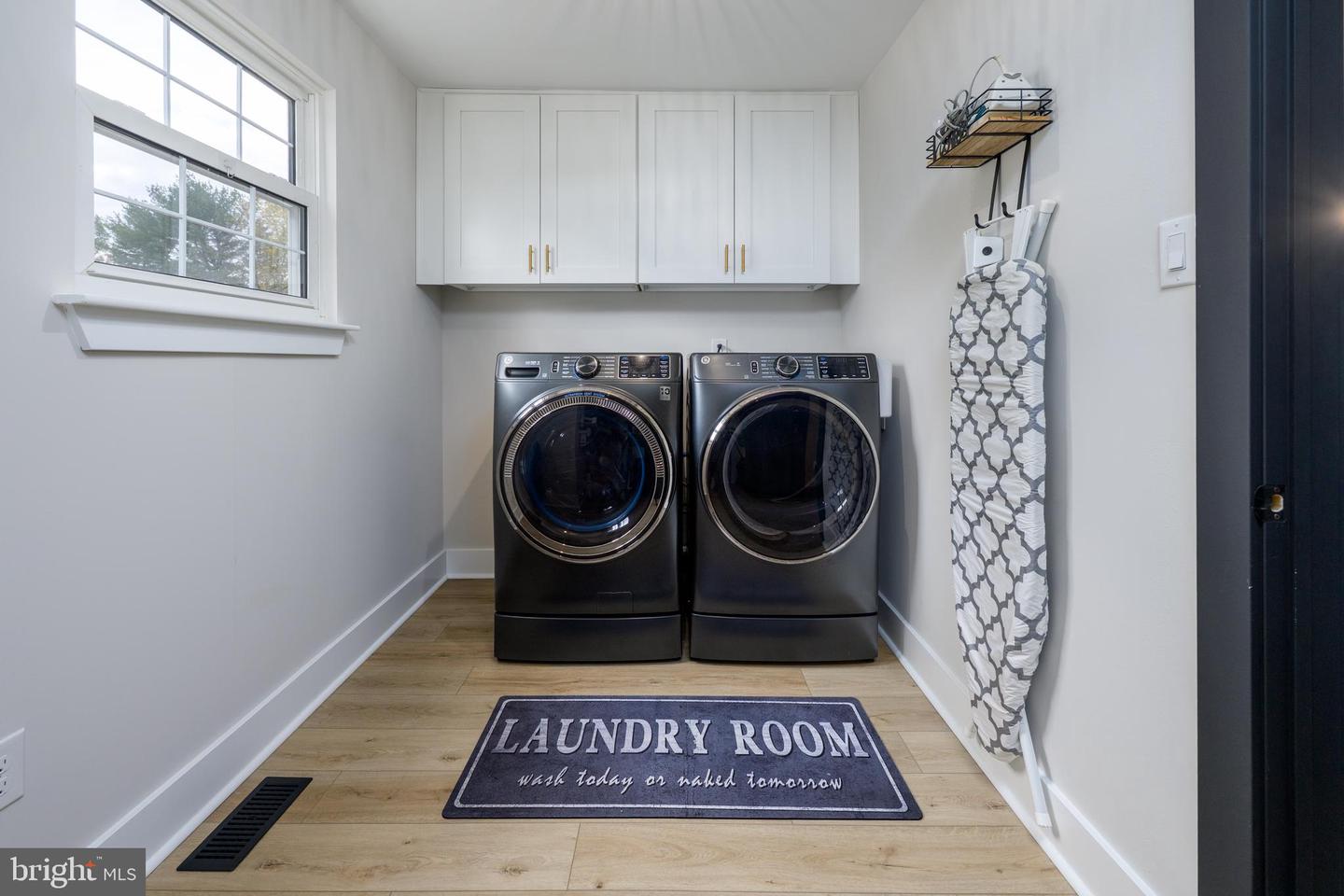 Sewell, New Jersey, 08080, United States, 3 Bedrooms Bedrooms, ,3 BathroomsBathrooms,Residential,For Sale,1991832