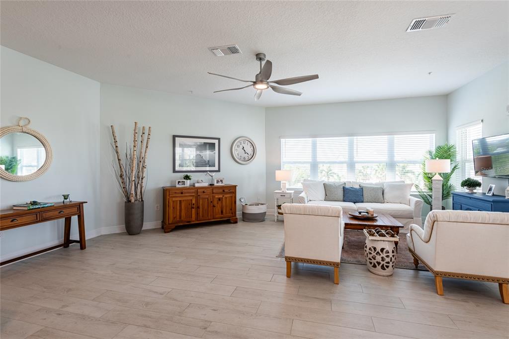 Bradenton, Florida, 34209, United States, 3 Bedrooms Bedrooms, ,3 BathroomsBathrooms,Residential,For Sale,1995139