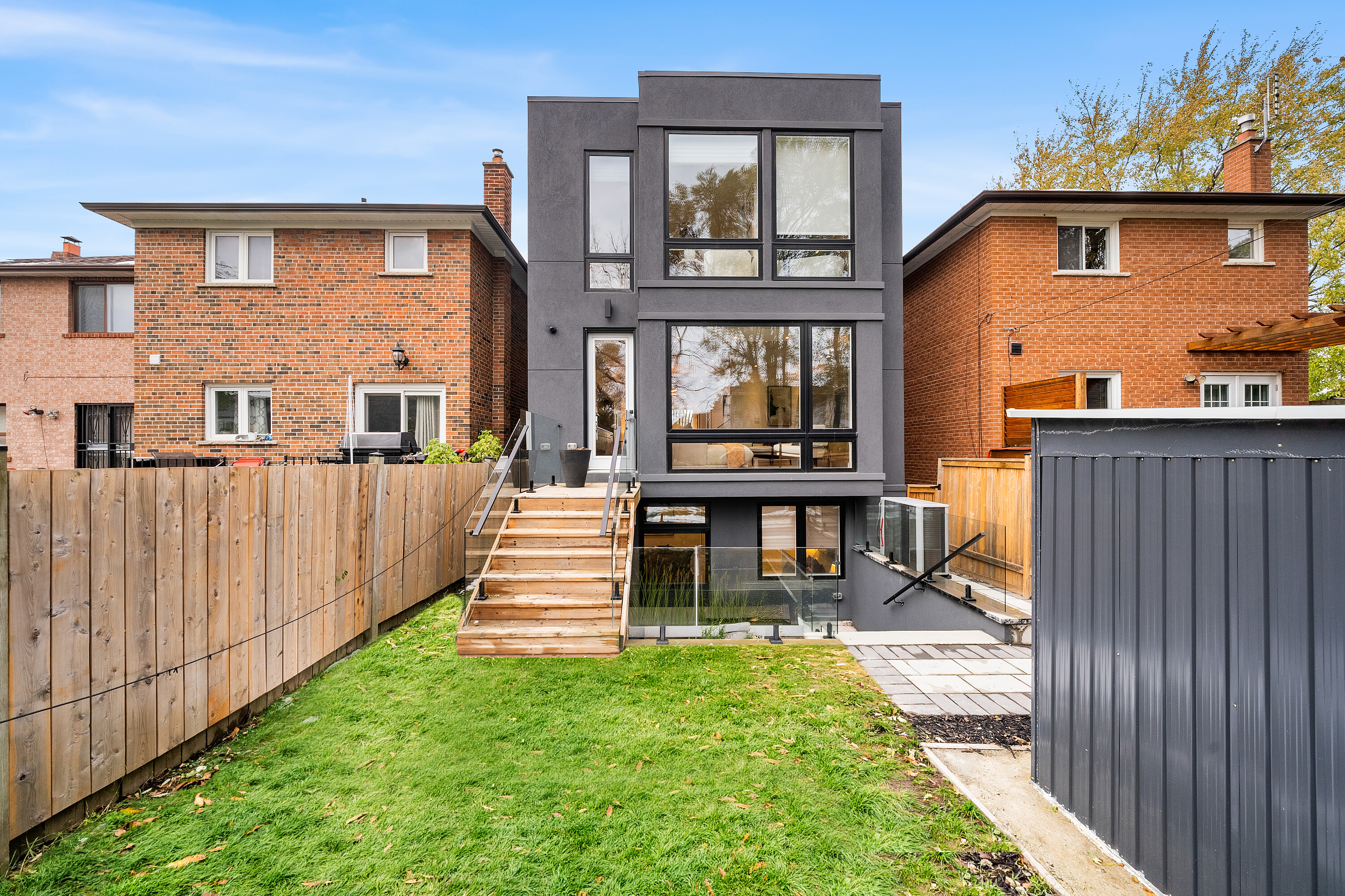  Danforth Village-East York - 物件實景