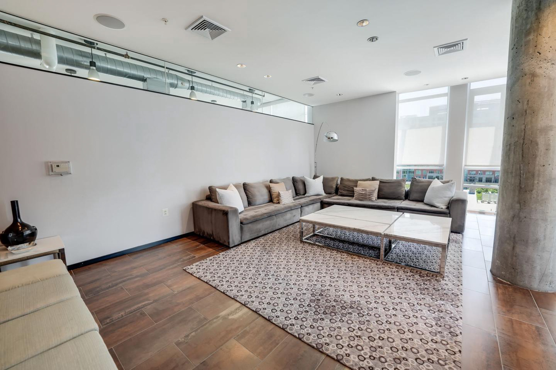  12025 New Dominion Parkway, Reston, VA, 20190 - 物件實景