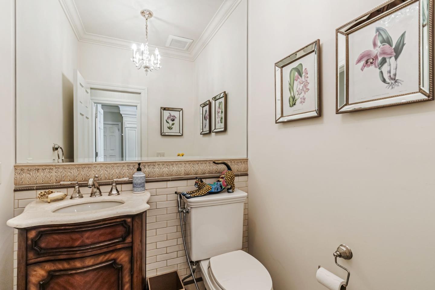 Saratoga, California, 95070, United States, 5 Bedrooms Bedrooms, ,6 BathroomsBathrooms,Residential,For Sale,1891032