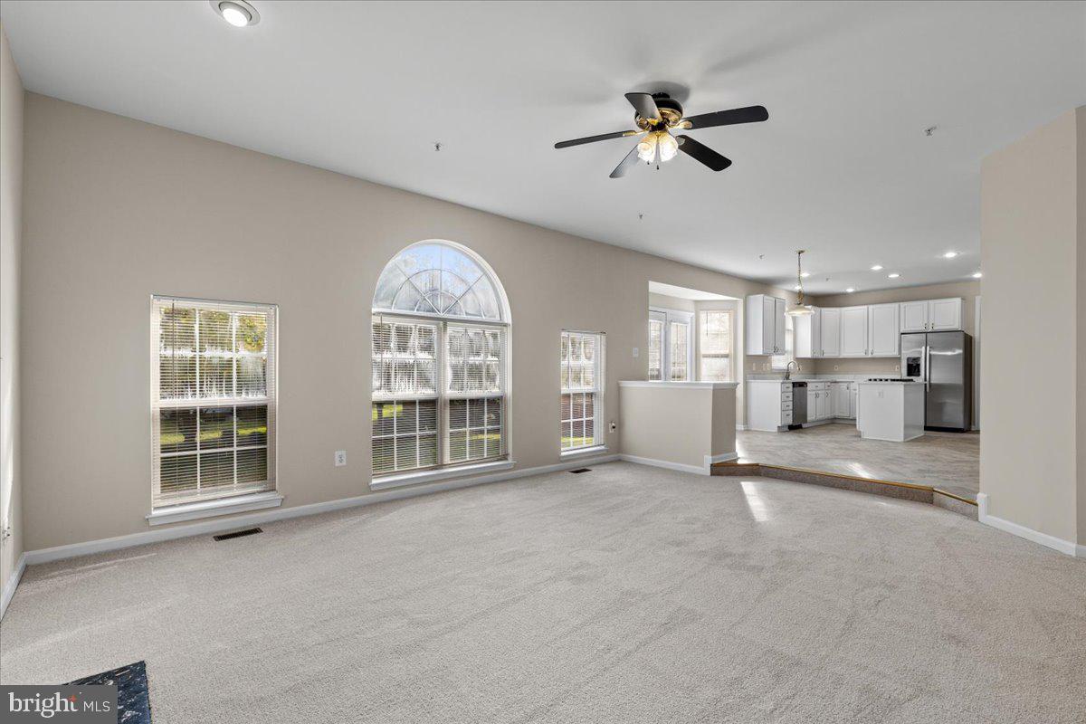 Bowie, Maryland, 20716, United States, 4 Bedrooms Bedrooms, ,3 BathroomsBathrooms,Residential,For Sale,2005275