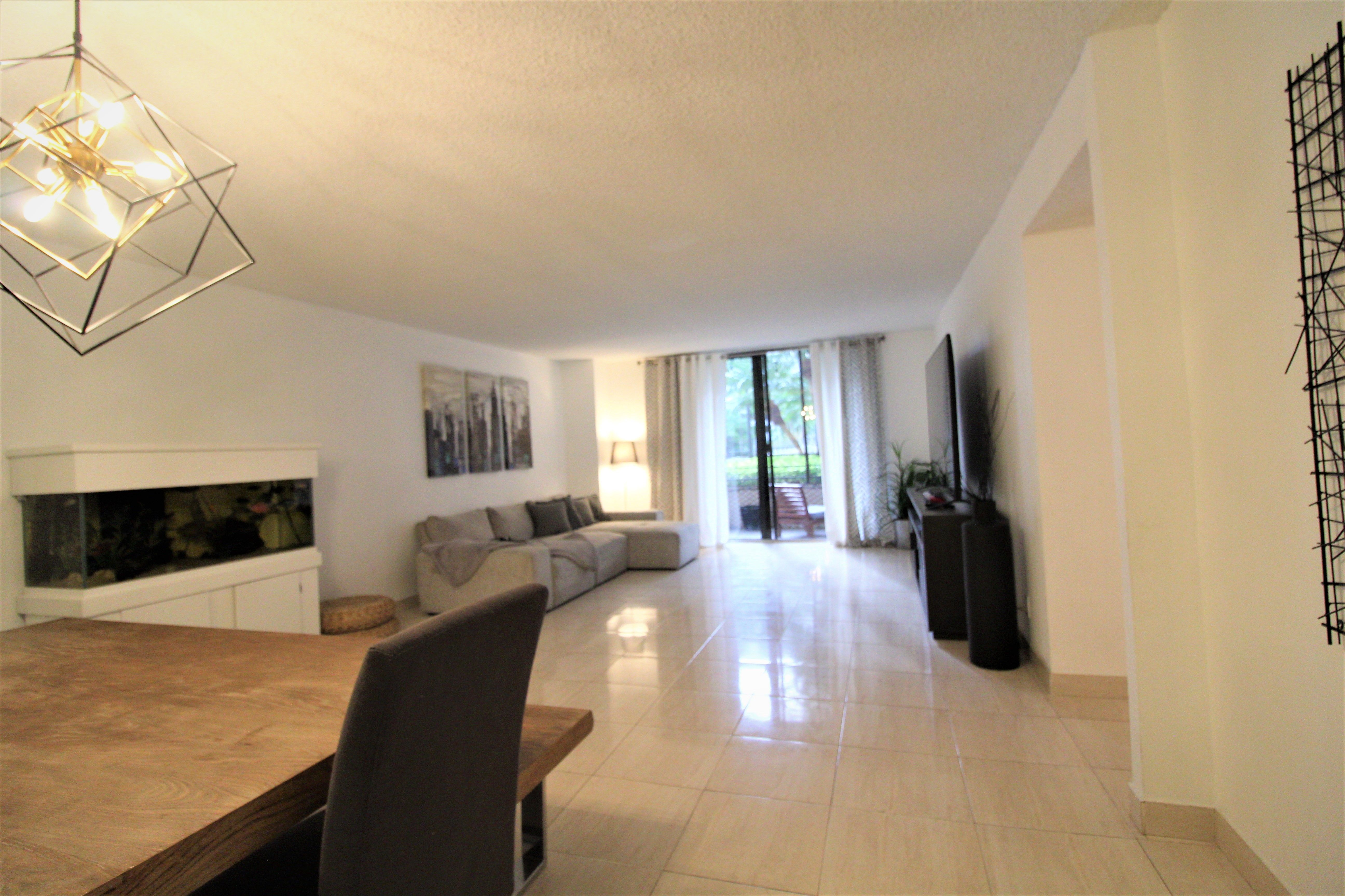  2500 Parkview Dr, Hallandale Beach, FL, 33009 - 物件實景