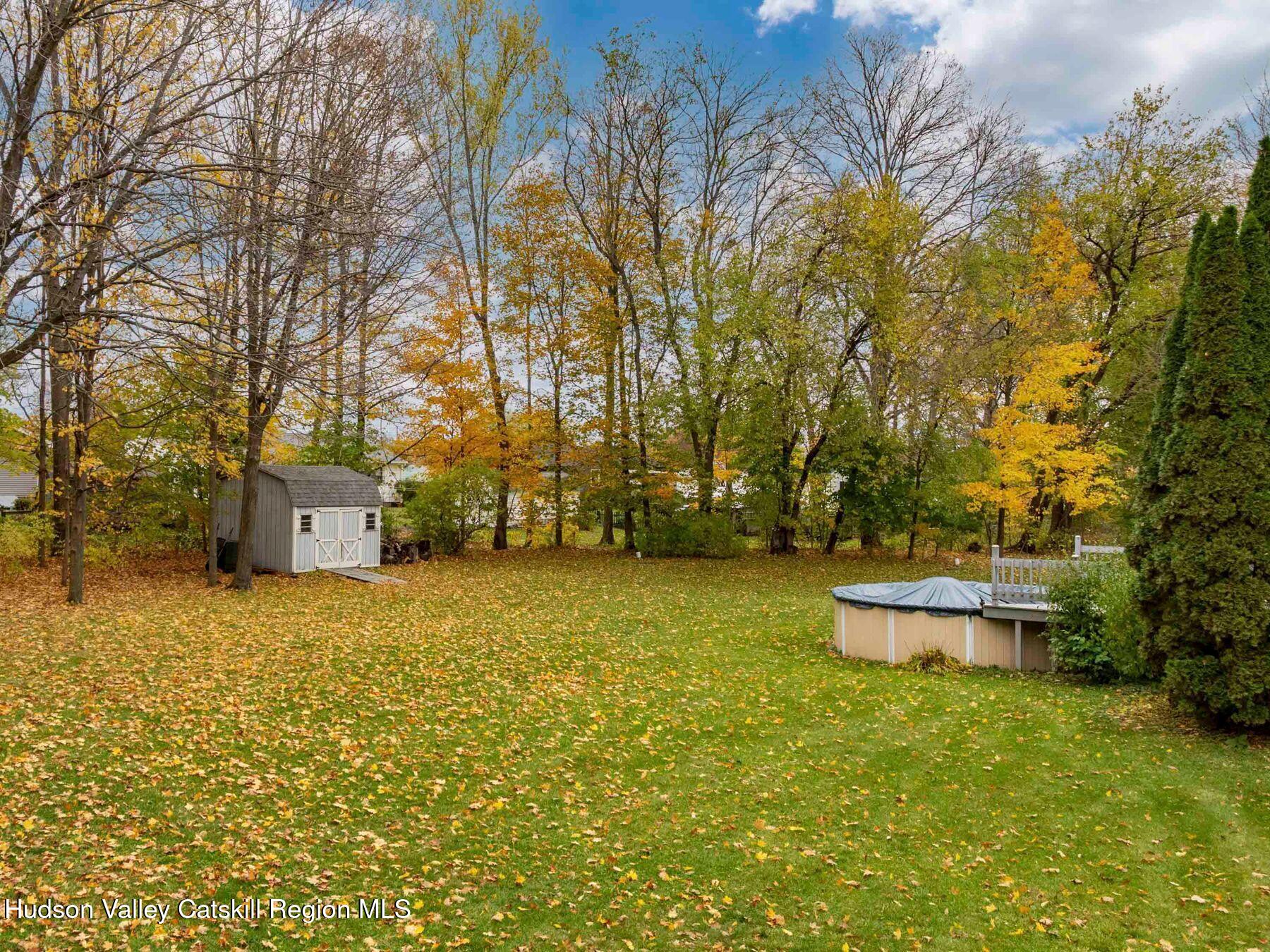 Lake Katrine, New York, 12449, United States, 4 Bedrooms Bedrooms, ,3 BathroomsBathrooms,Residential,For Sale,1987709