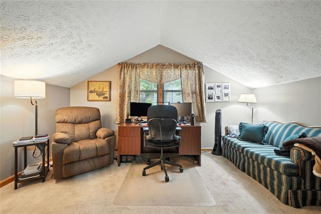 Roswell, Georgia, 30076, United States, 5 Bedrooms Bedrooms, ,4 BathroomsBathrooms,Residential,For Sale,1917059