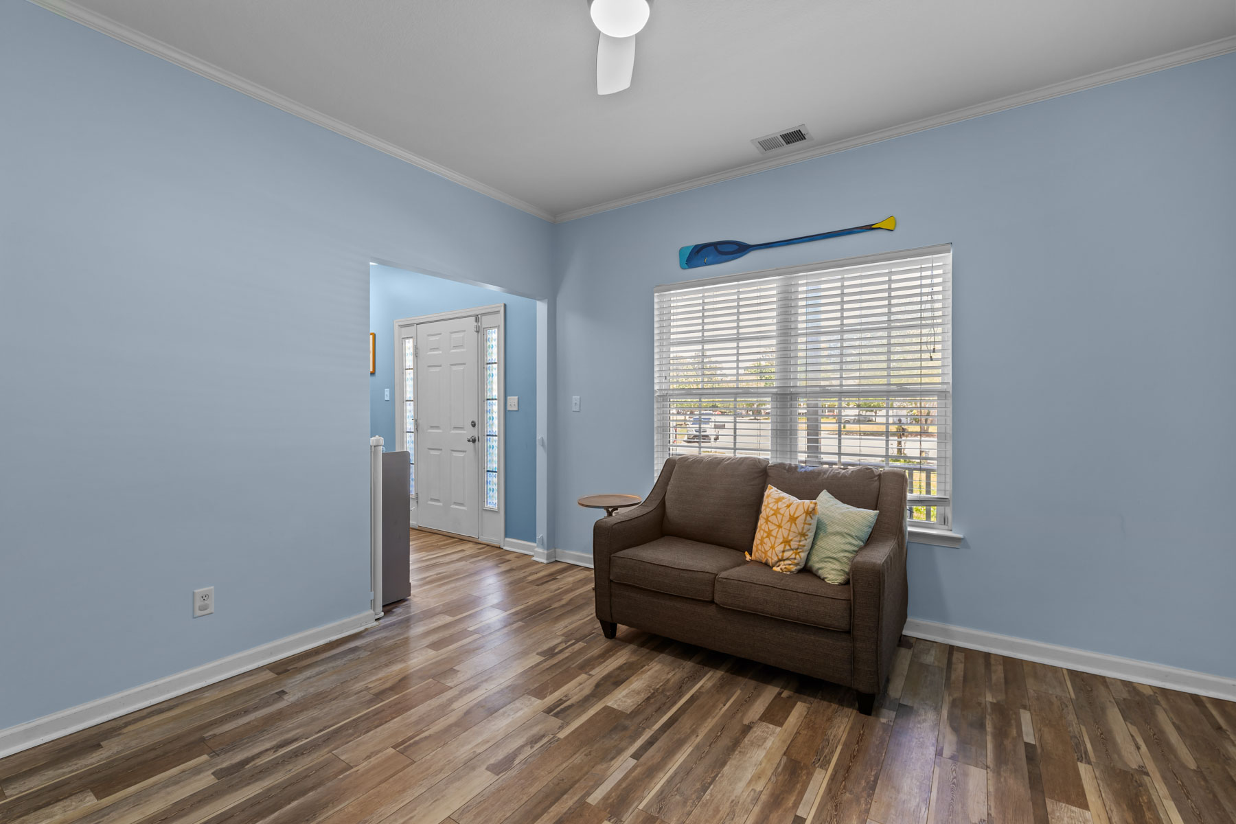  6823 Watch Harbour Circle, Hayes, VA 23072 - 物件實景