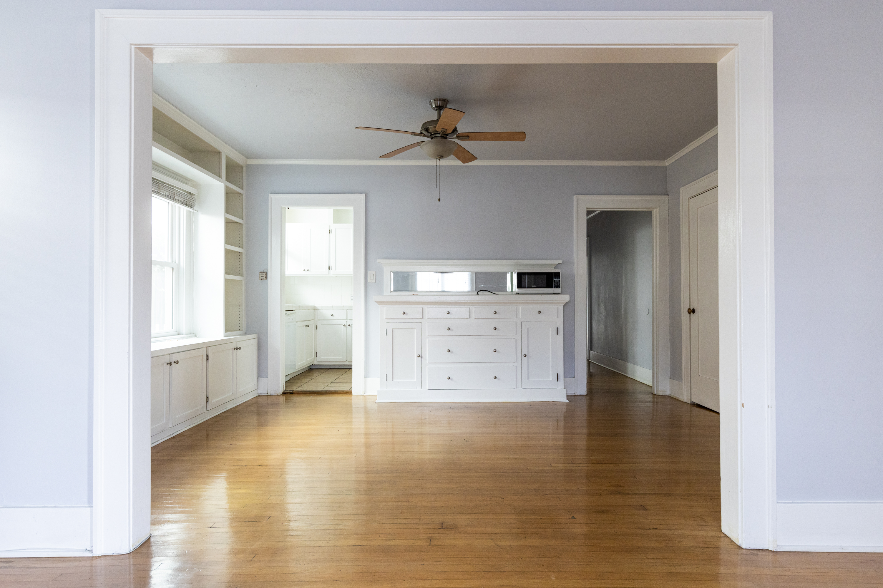 Los Angeles, California, 90019, United States, 8 Bedrooms Bedrooms, ,4 BathroomsBathrooms,Residential,For Sale,1974738