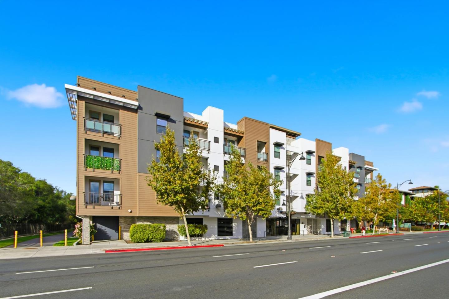 Santa Clara, California, 95051, United States, 2 Bedrooms Bedrooms, ,2 BathroomsBathrooms,Residential,For Sale,1989237