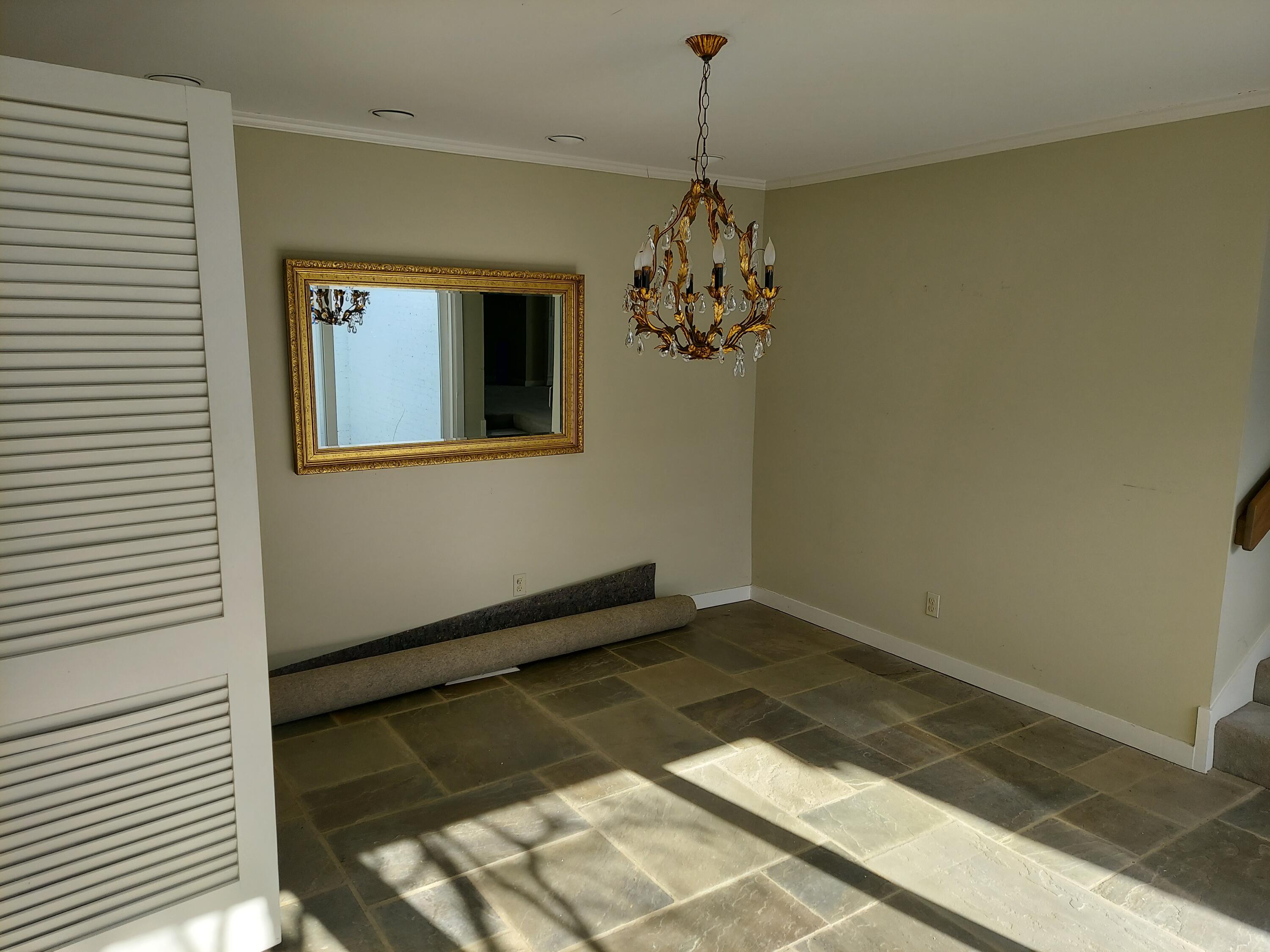 Ann Arbor, Michigan, 48105, United States, 3 Bedrooms Bedrooms, ,2 BathroomsBathrooms,Residential,For Sale,2015957