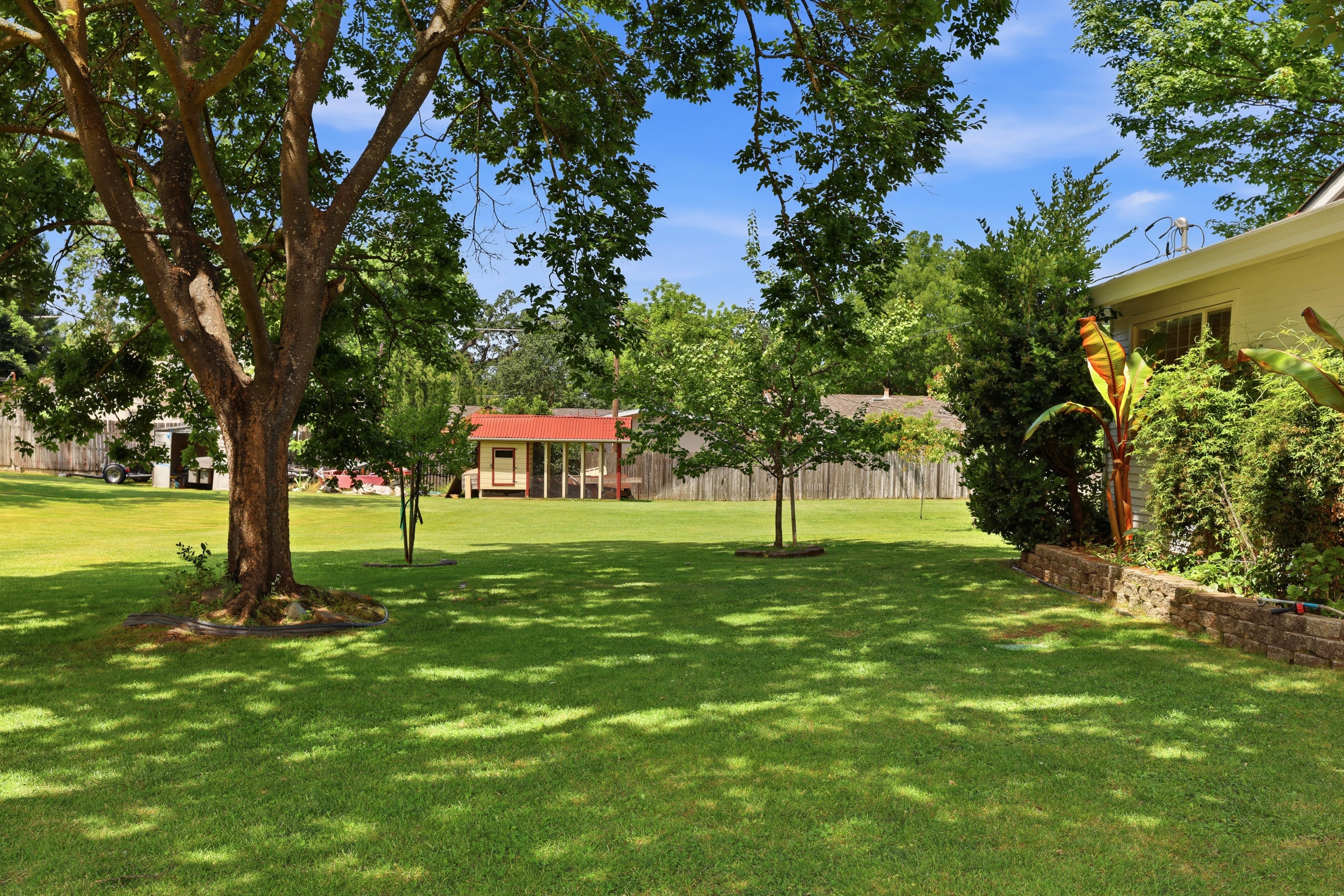  8735 Phoenix Avenue, Fair Oaks, CA 95628 - 物件實景