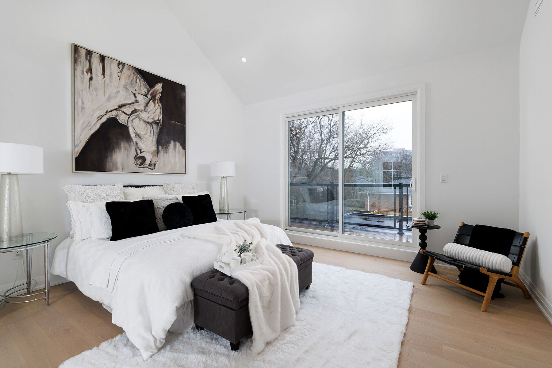  Custom Built Home - 物件實景