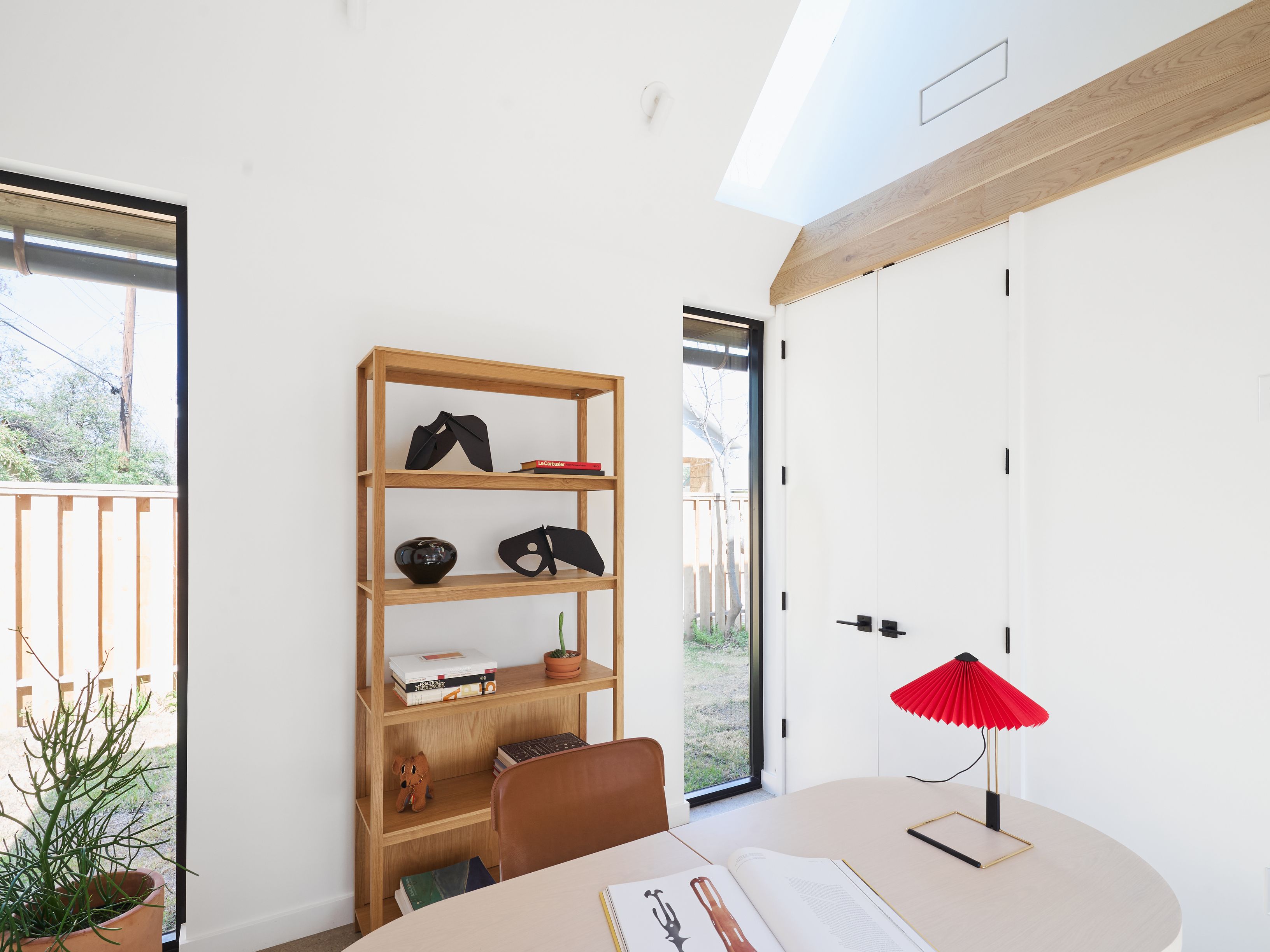  Japandi-Inspired One-of-a-Kind Residence - 物件實景