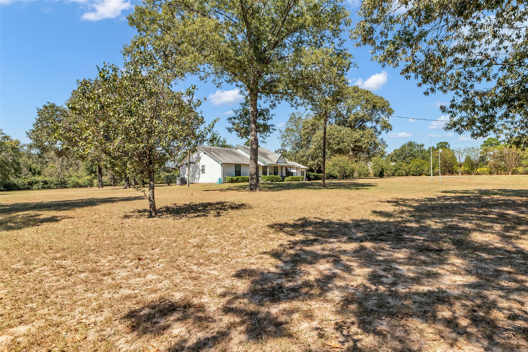 Willis, Texas, 77378, United States, 3 Bedrooms Bedrooms, ,2 BathroomsBathrooms,Residential,For Sale,2001772