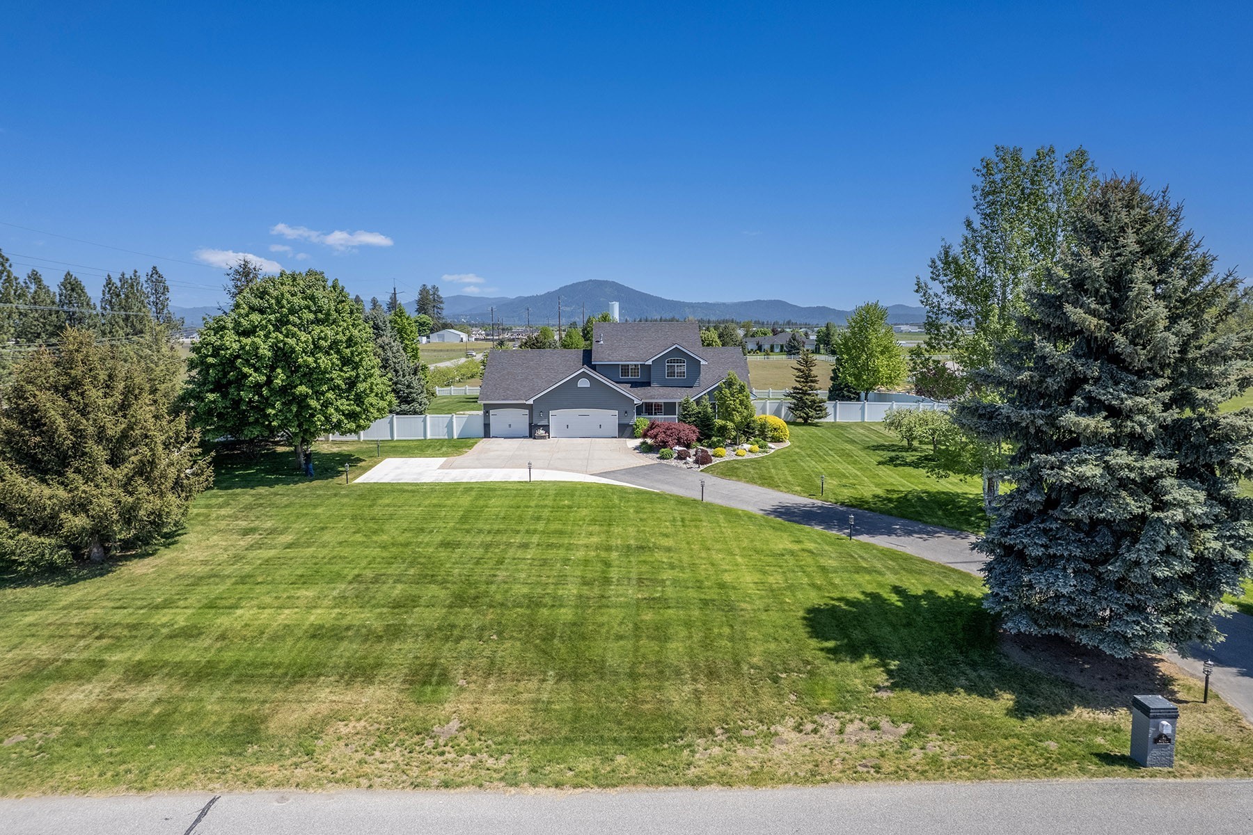  Gorgeous Acreage Estate - 物件實景