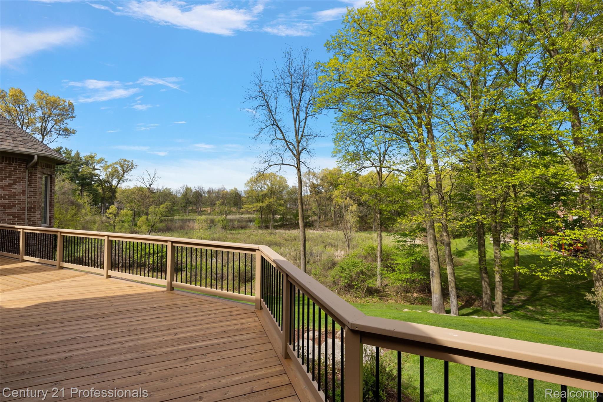 Oxford, Michigan, 48371, United States, 4 Bedrooms Bedrooms, ,4 BathroomsBathrooms,Residential,For Sale,1978317