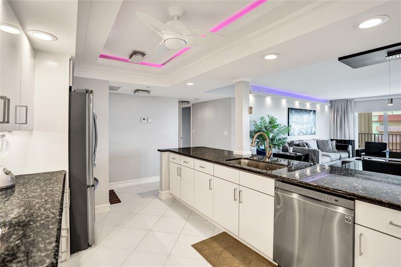 Hillsboro Beach, Florida, 33062, United States, 2 Bedrooms Bedrooms, ,2 BathroomsBathrooms,Residential,For Sale,1991245