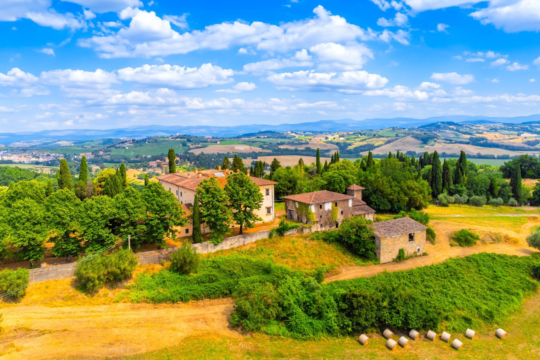Barberino di Mugello, Firenze, 50031, IT, 35 Bedrooms Bedrooms, ,25 BathroomsBathrooms,Residential,For Sale,1926521