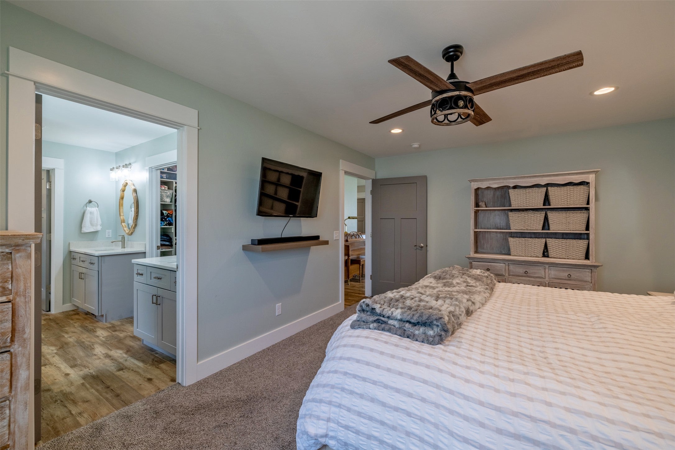 East Helena, Montana, 59635, United States, 4 Bedrooms Bedrooms, ,3 BathroomsBathrooms,Residential,For Sale,1916821