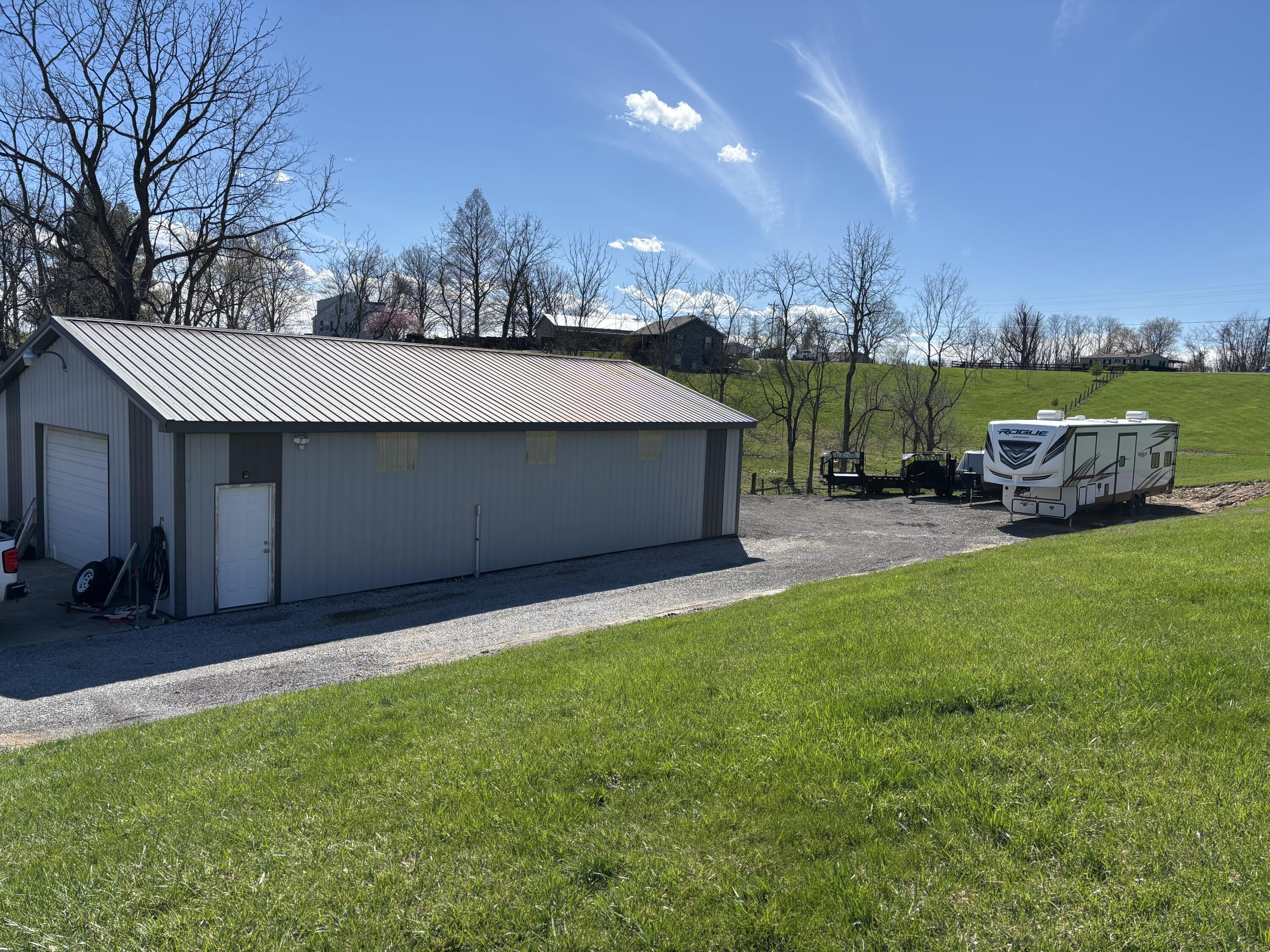 Dry Ridge, Kentucky, 41035, United States, 5 Bedrooms Bedrooms, ,4 BathroomsBathrooms,Residential,For Sale,1818074