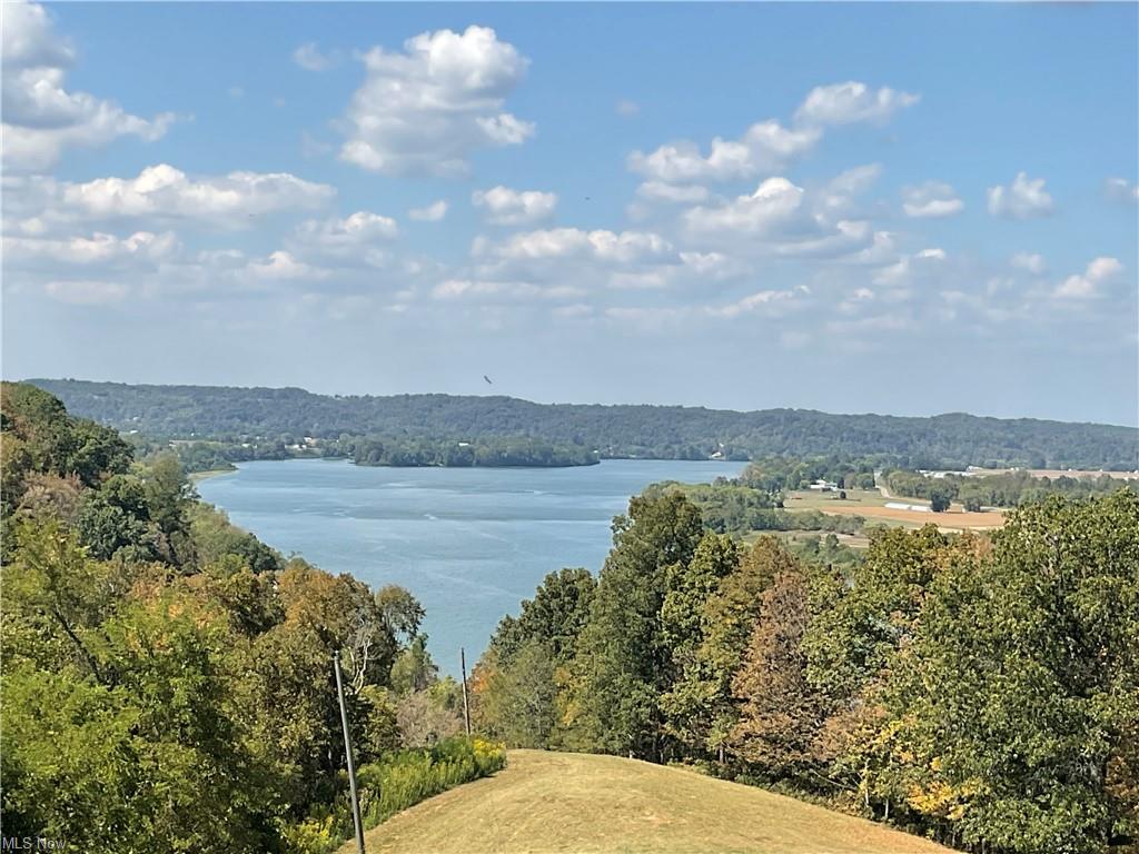 Mount Alto, West Virginia, 25264, United States, 4 Bedrooms Bedrooms, ,3 BathroomsBathrooms,Residential,For Sale,1979084