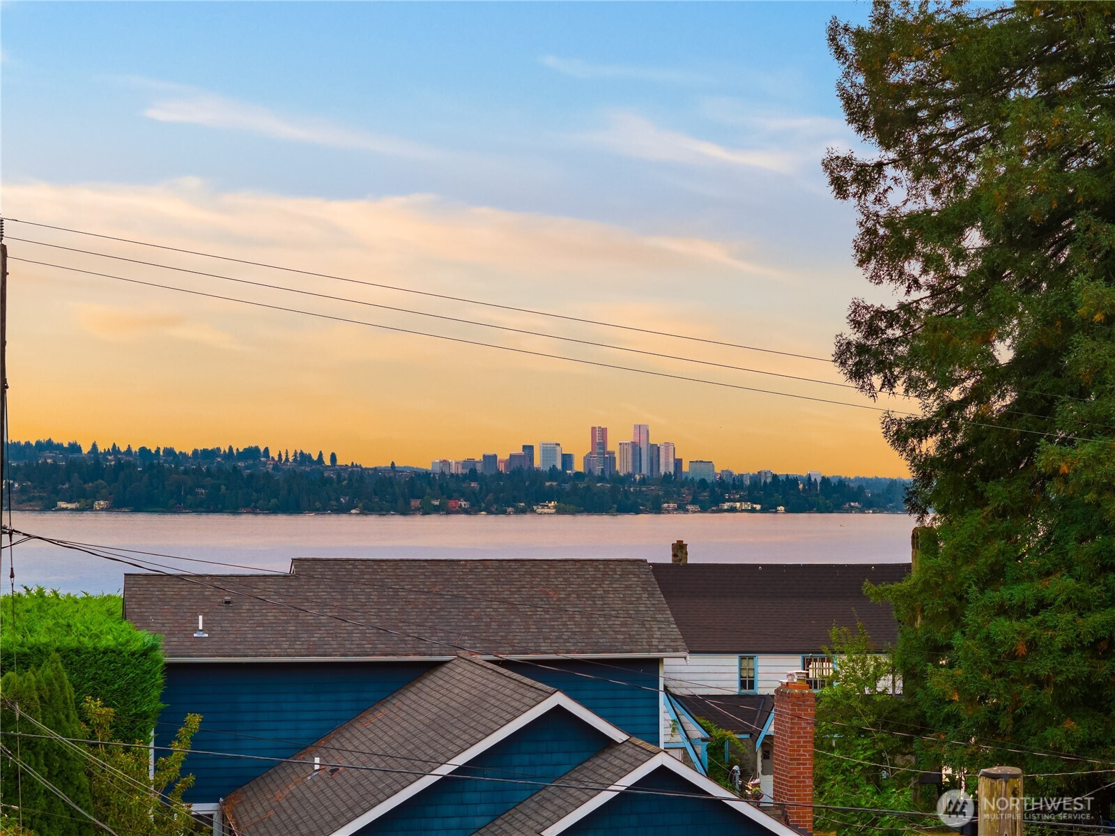 Seattle, Washington, 98122, United States, 3 Bedrooms Bedrooms, ,2 BathroomsBathrooms,Residential,For Sale,1987747