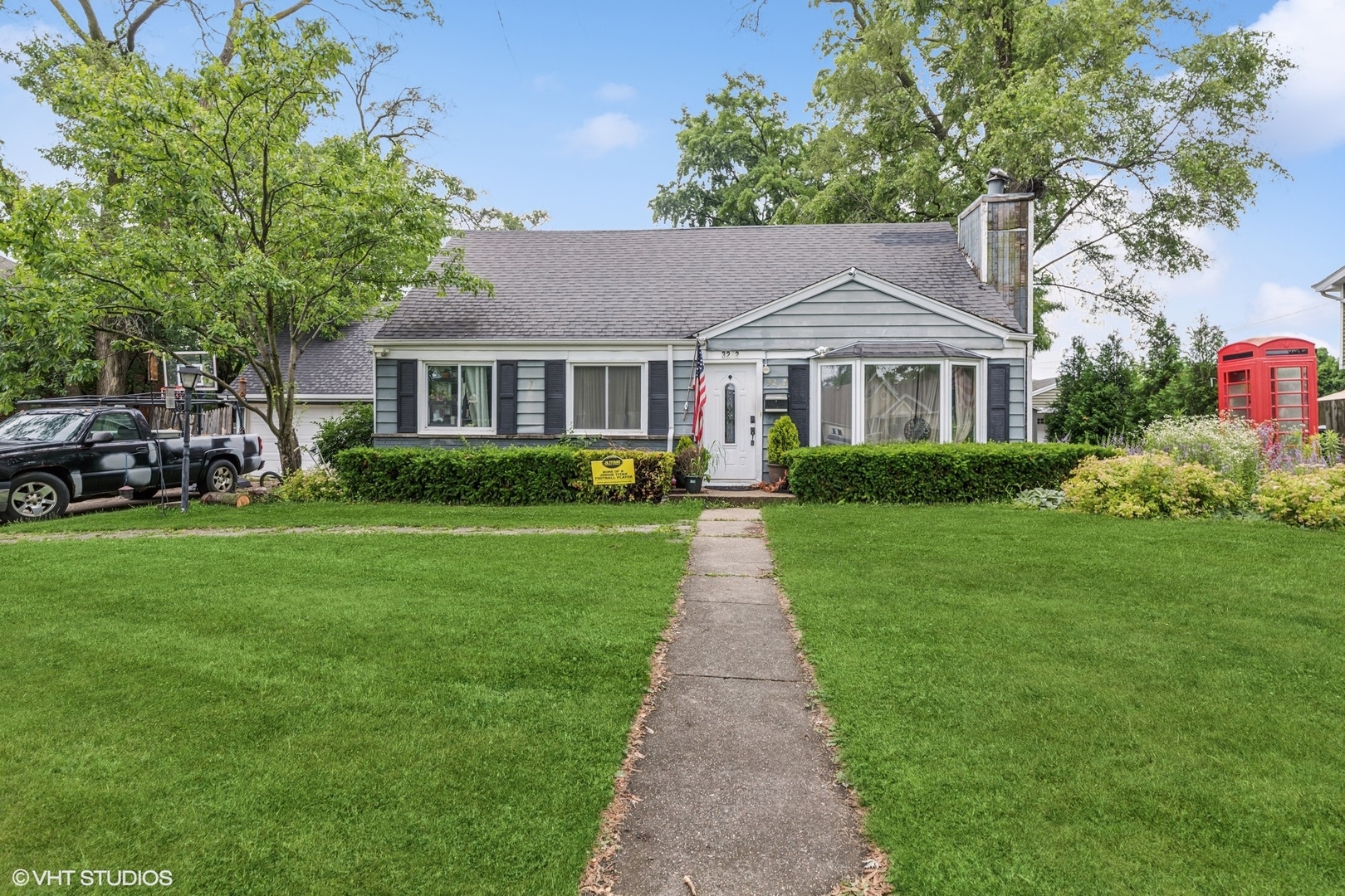 Glenview, Illinois, 60025, United States, 3 Bedrooms Bedrooms, ,2 BathroomsBathrooms,Residential,For Sale,1876560
