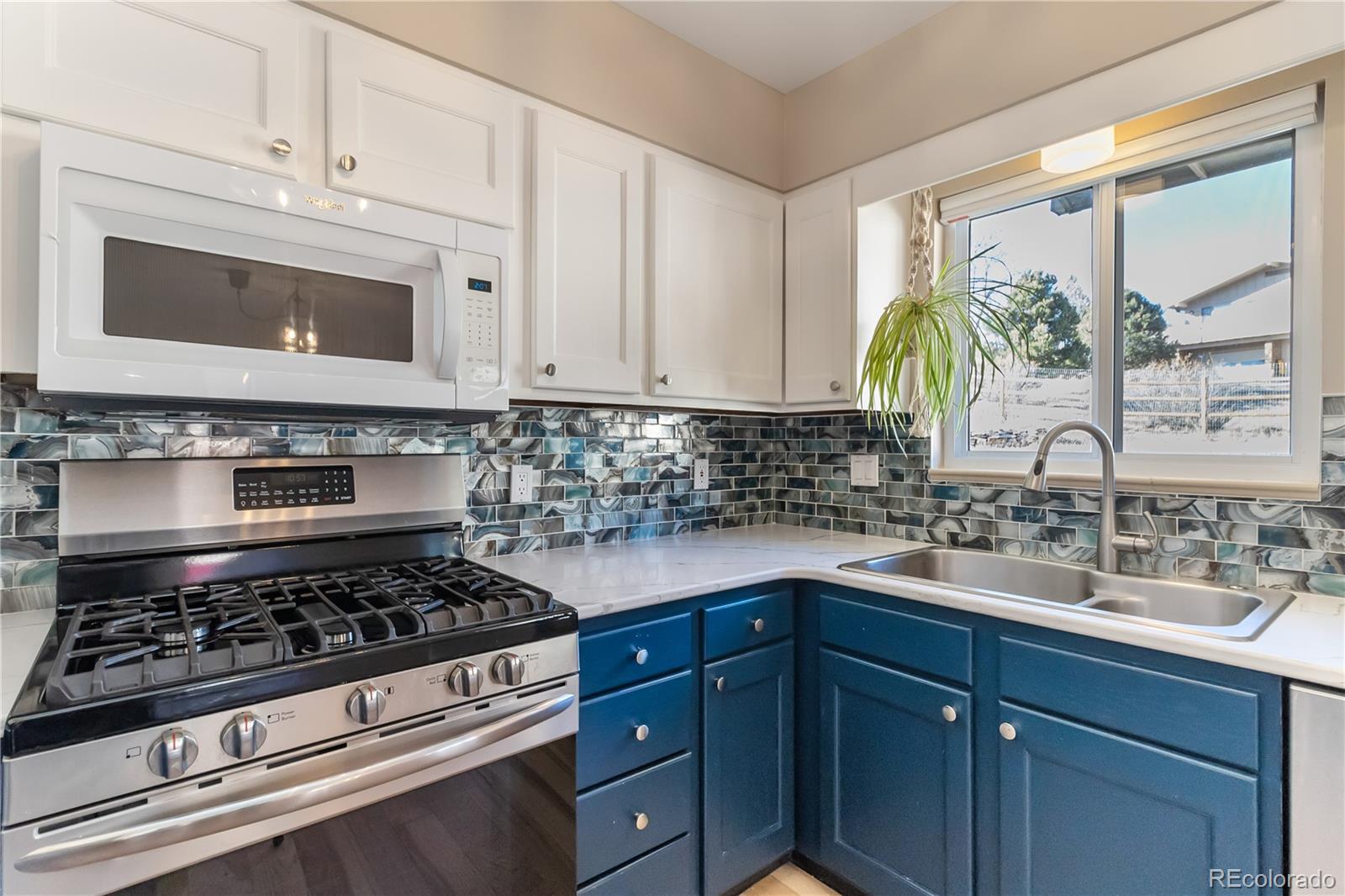 Castle Rock, Colorado, 80104, United States, 4 Bedrooms Bedrooms, ,Residential,For Sale,2005157