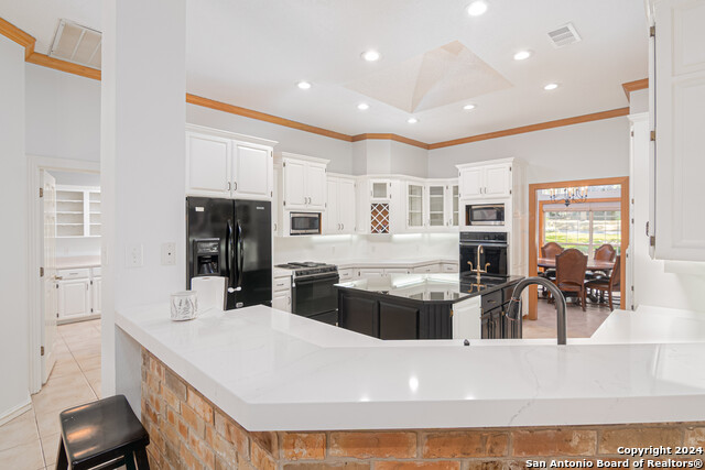 Seguin, Texas, 78155, United States, 4 Bedrooms Bedrooms, ,3 BathroomsBathrooms,Residential,For Sale,1880390