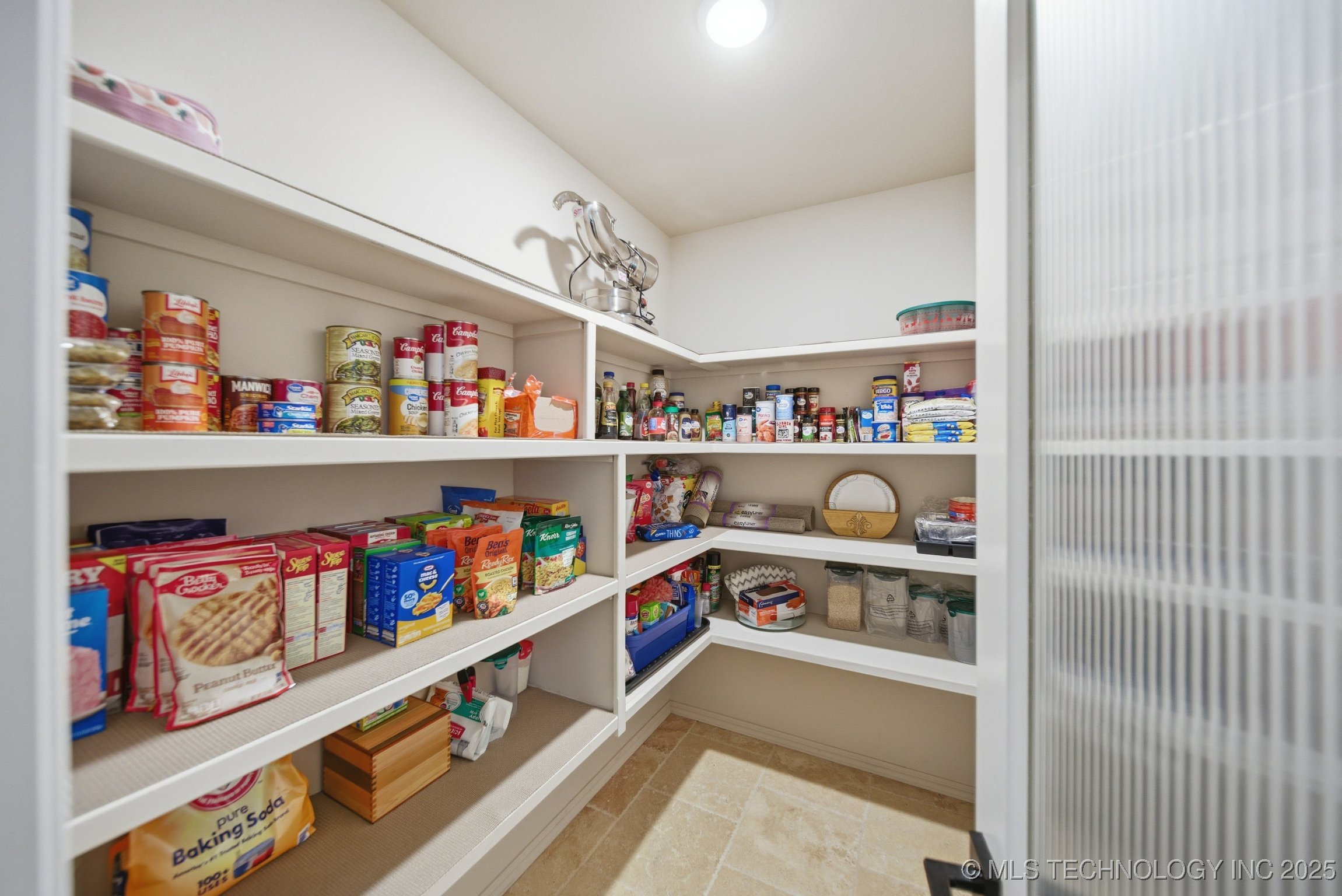 Broken Arrow, Oklahoma, 74014, United States, 4 Bedrooms Bedrooms, ,3 BathroomsBathrooms,Residential,For Sale,1992864