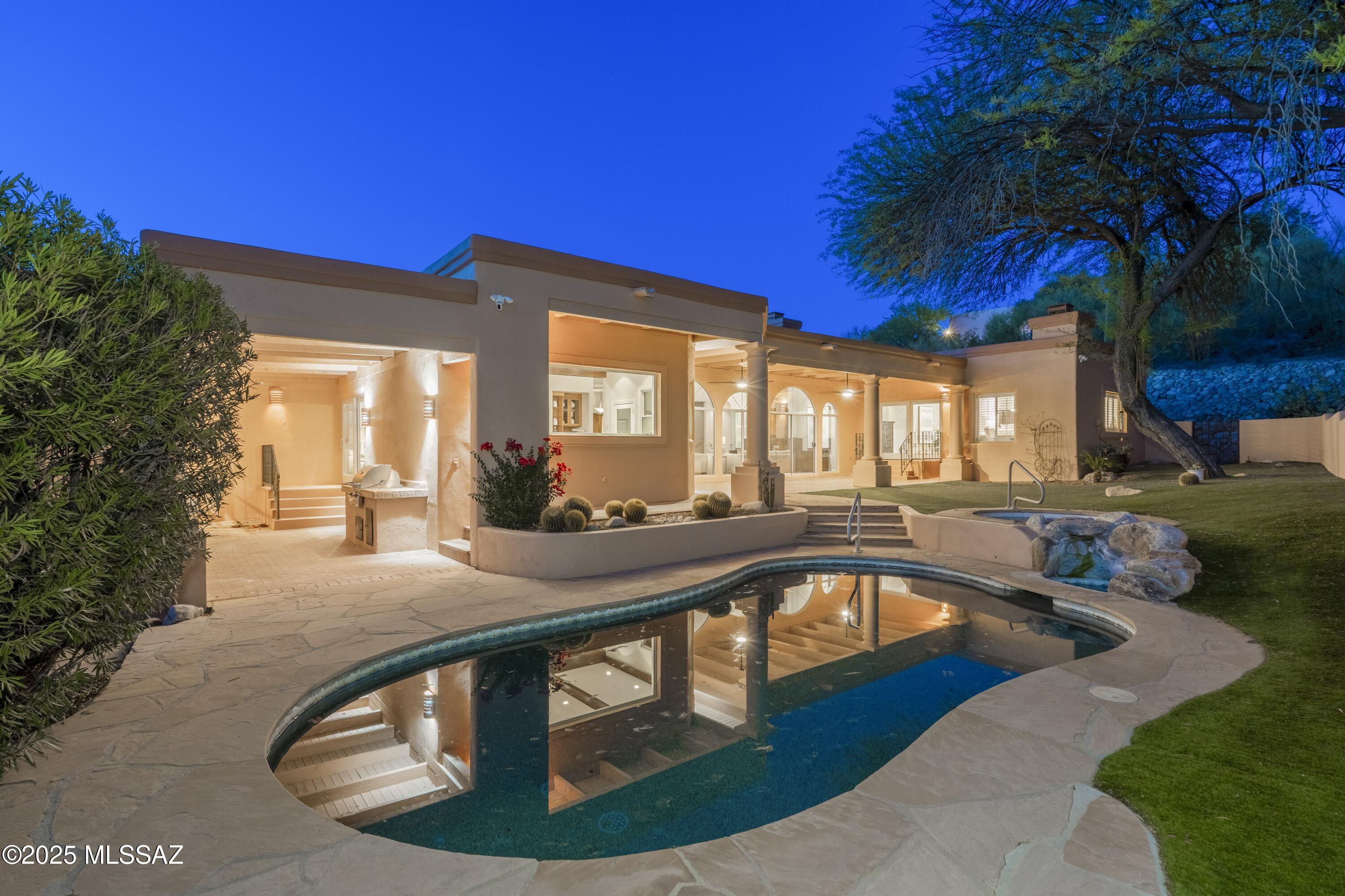 Tucson, Arizona, 85718, United States, 4 Bedrooms Bedrooms, ,4 BathroomsBathrooms,Residential,For Sale,1837380