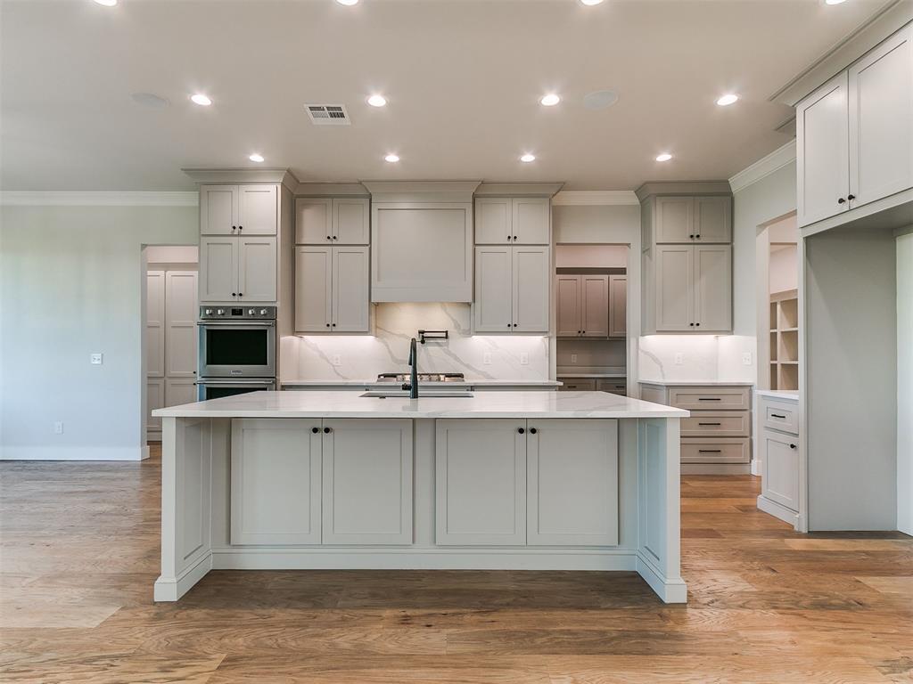 Edmond, Oklahoma, 73025, United States, 4 Bedrooms Bedrooms, ,4 BathroomsBathrooms,Residential,For Sale,1981952