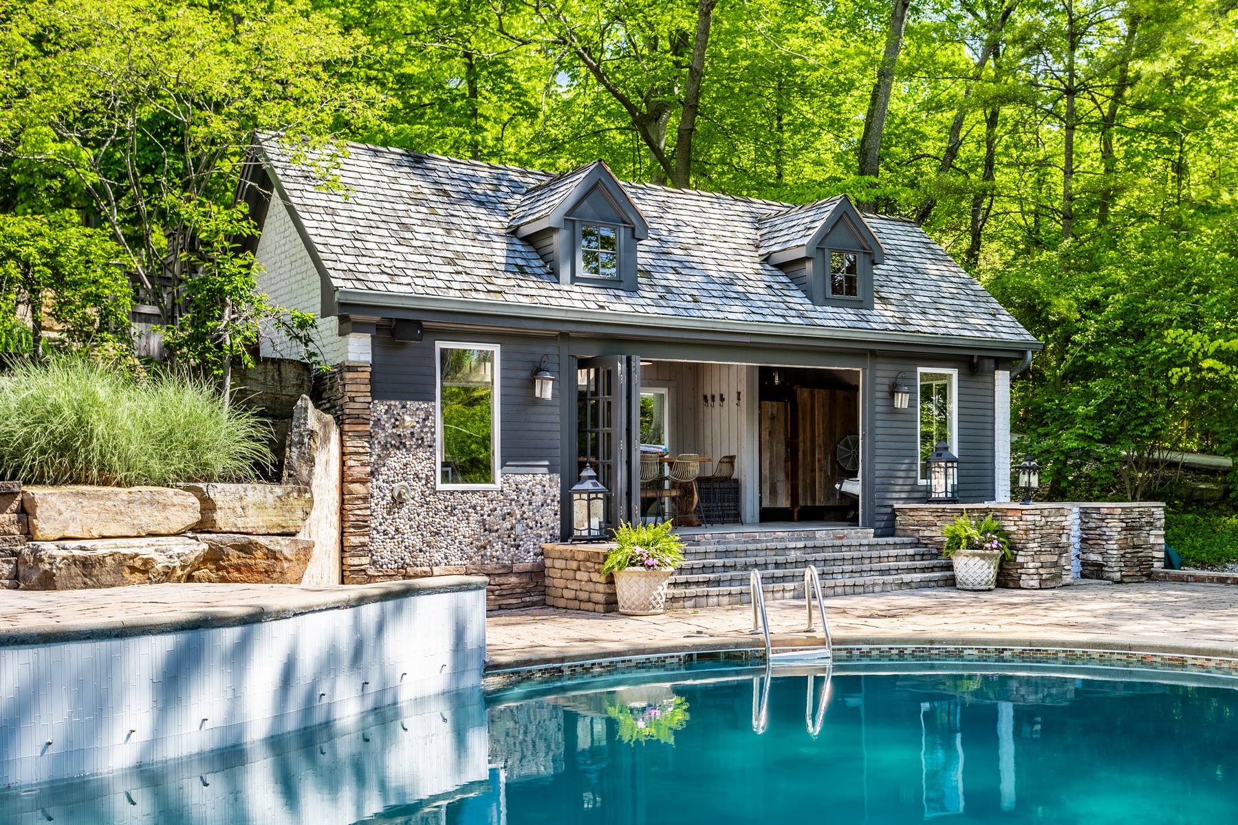  Distinguished Home Situated on a Premium Lot - 物件實景