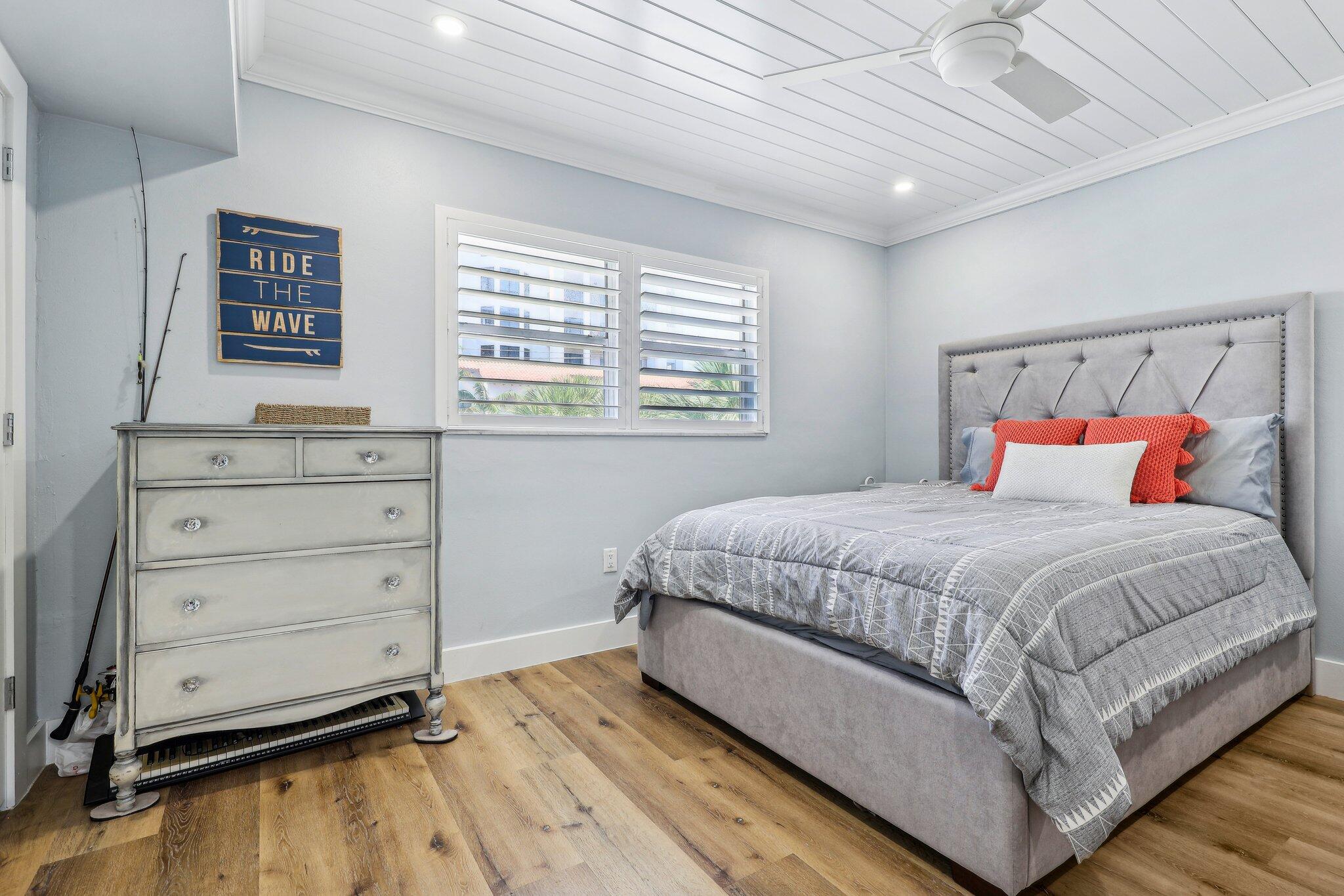 Boca Raton, Florida, 33432, United States, 2 Bedrooms Bedrooms, ,2 BathroomsBathrooms,Residential,For Sale,1826593