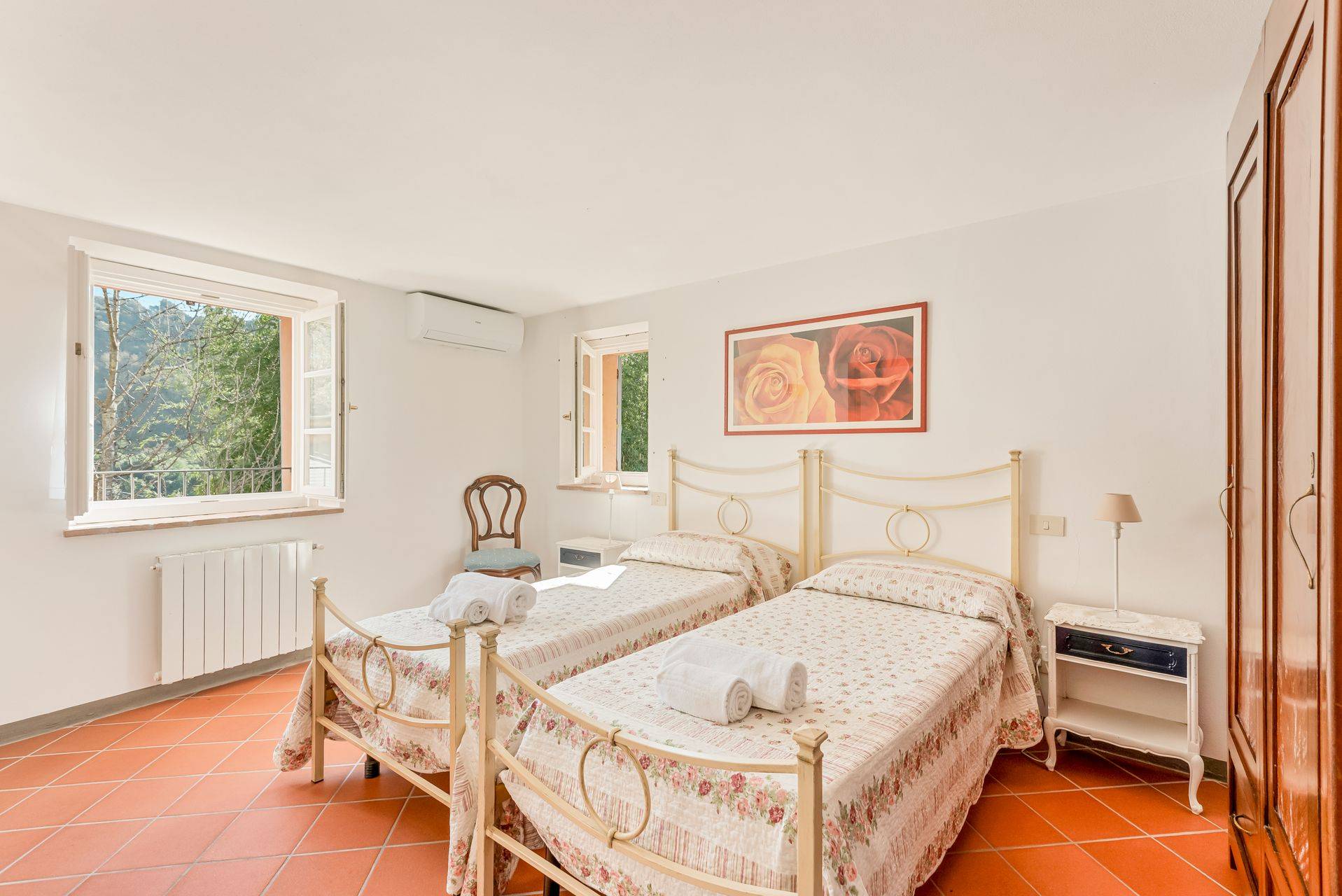 Camaiore, Lucca, 55041, IT, 10 Bedrooms Bedrooms, ,11 BathroomsBathrooms,Residential,For Sale,1991599