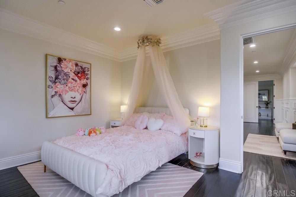 San Diego, California, 92127, United States, 6 Bedrooms Bedrooms, ,5 BathroomsBathrooms,Residential,For Sale,1903826