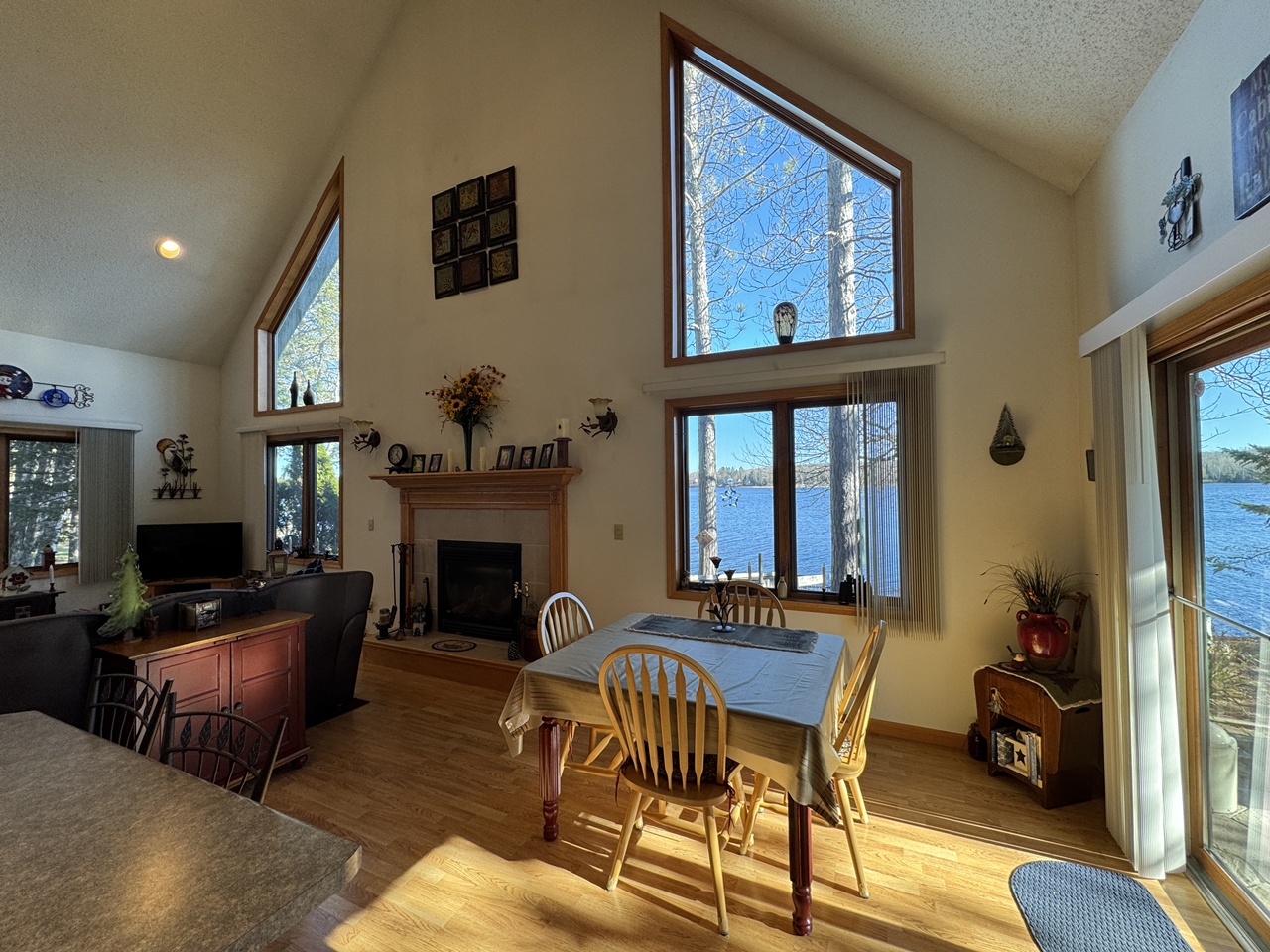 Oma, Wisconsin, 54534, United States, 2 Bedrooms Bedrooms, ,2 BathroomsBathrooms,Residential,For Sale,1995174