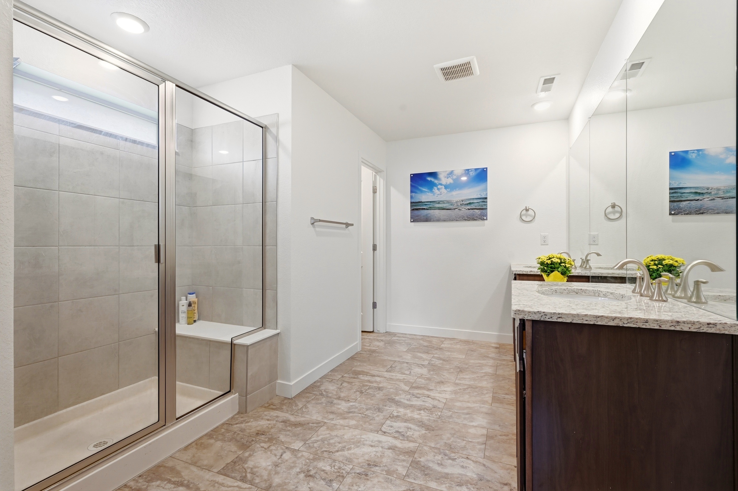 Thornton, Colorado, 80602, United States, 4 Bedrooms Bedrooms, ,2 BathroomsBathrooms,Residential,For Sale,2048657