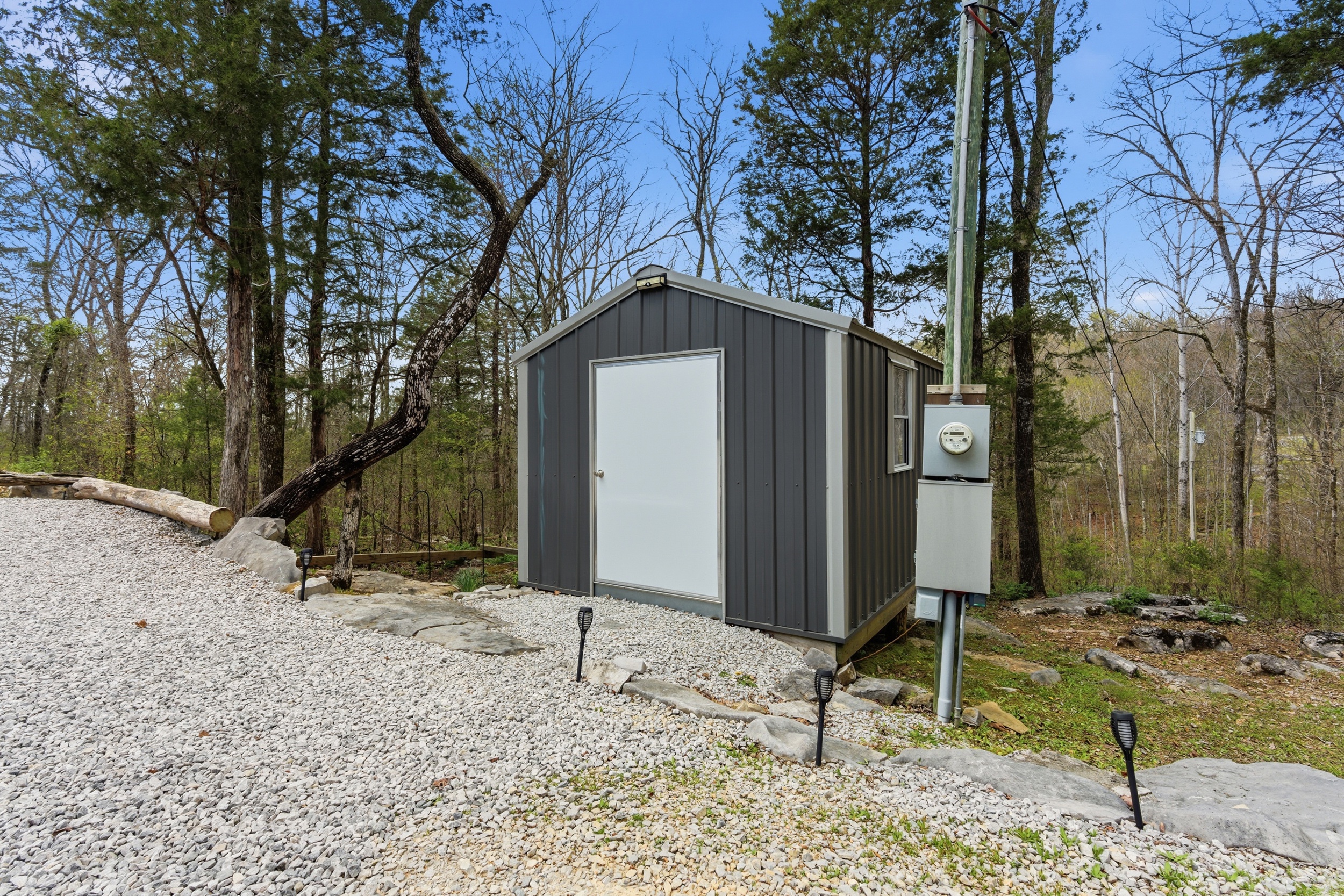  4779 Cathedral Caverns Road - 物件實景