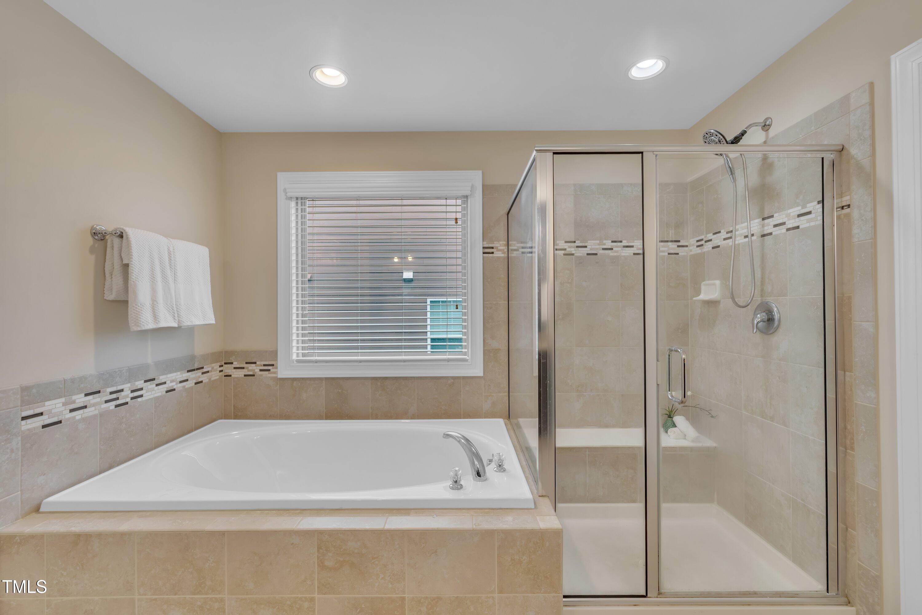 Wendell, North Carolina, 27591, United States, 5 Bedrooms Bedrooms, ,3 BathroomsBathrooms,Residential,For Sale,1838097