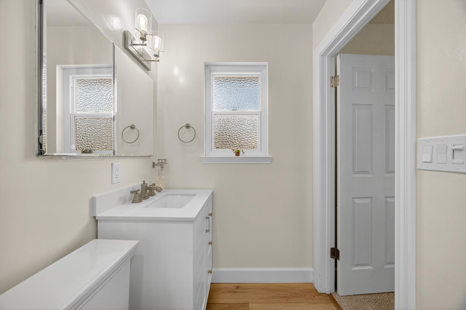 Carmichael, California, 95608, United States, 3 Bedrooms Bedrooms, ,2 BathroomsBathrooms,Residential,For Sale,1938717