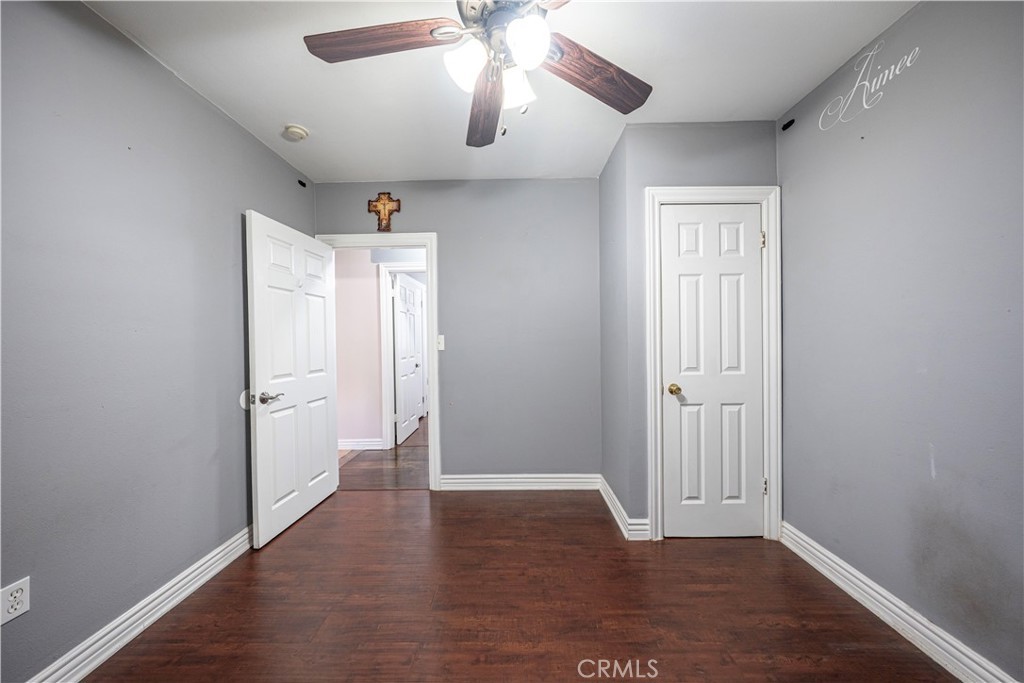 Los Angeles, California, 90011, United States, 4 Bedrooms Bedrooms, ,3 BathroomsBathrooms,Residential,For Sale,1984518