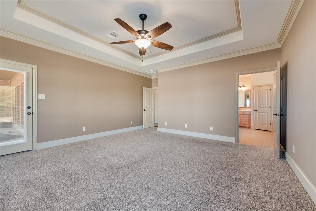 Terrell, Texas, 75160, United States, 4 Bedrooms Bedrooms, ,3 BathroomsBathrooms,Residential,For Sale,1978640