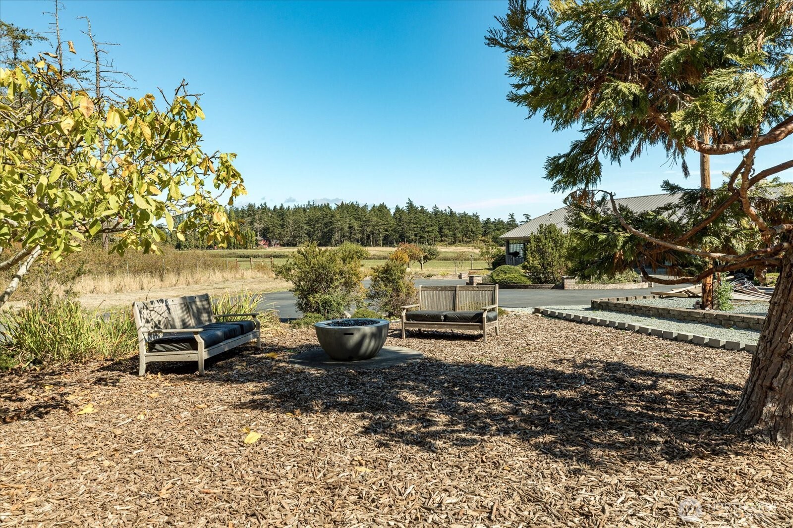 Oak Harbor, Washington, 98277, United States, 4 Bedrooms Bedrooms, ,2 BathroomsBathrooms,Residential,For Sale,1992987