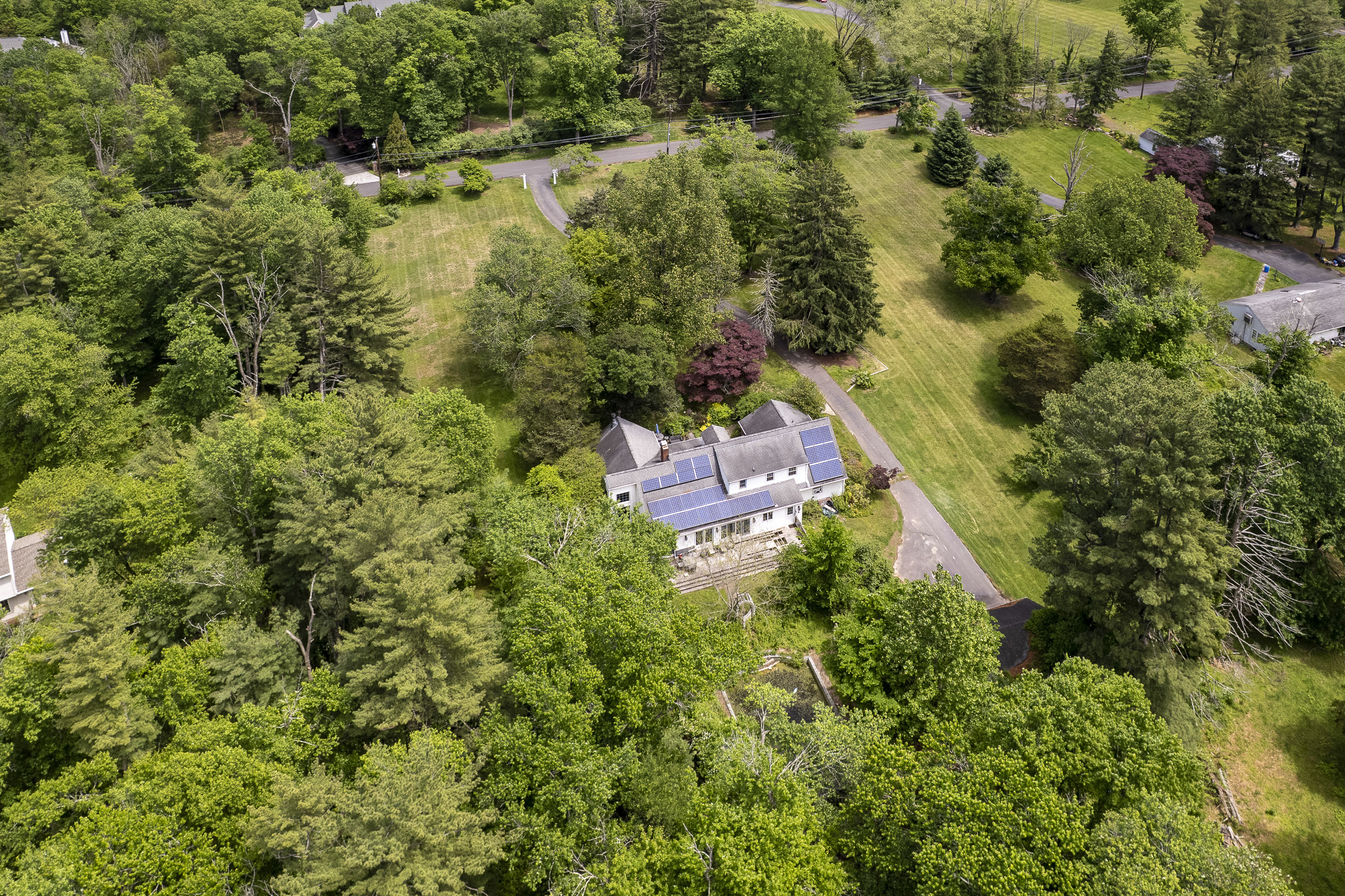  Imagine the Possibilities at This Full-of-Promise Property - 物件實景
