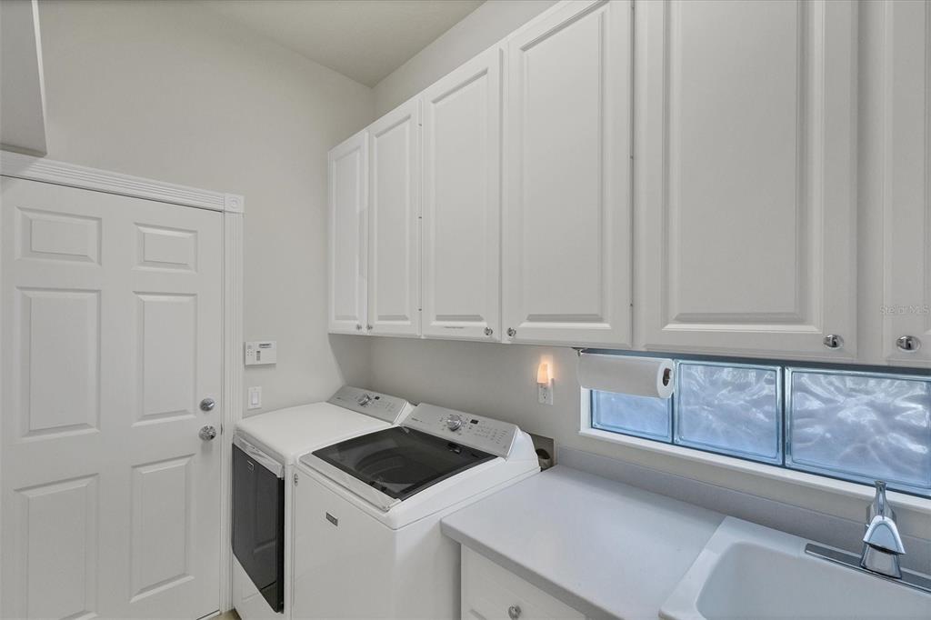 Venice, Florida, 34293, United States, 3 Bedrooms Bedrooms, ,3 BathroomsBathrooms,Residential,For Sale,1691726