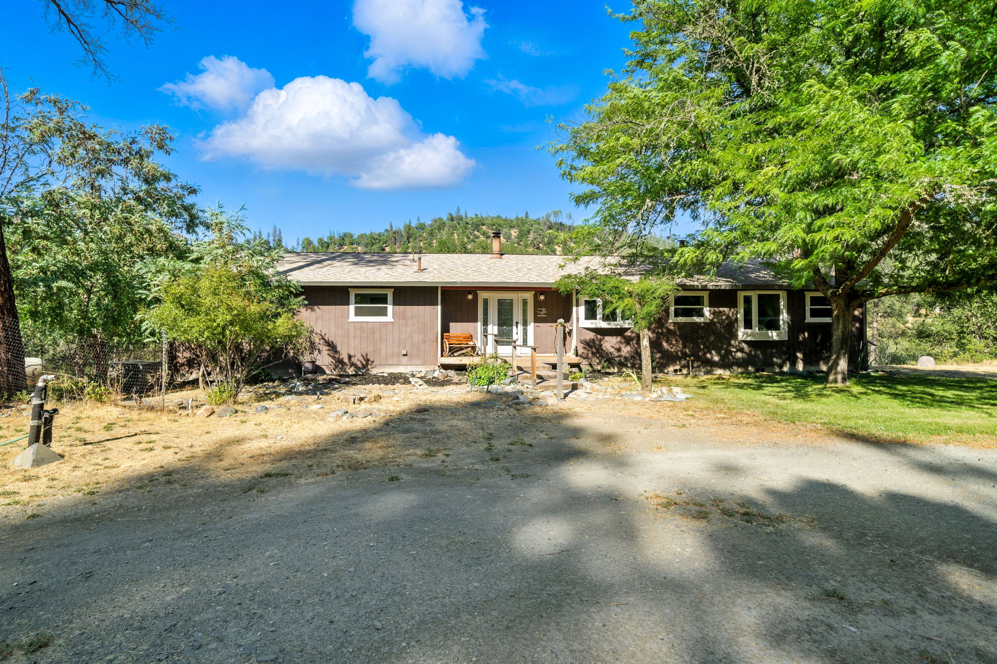 Lewiston, California, 96052, United States, 3 Bedrooms Bedrooms, ,3 BathroomsBathrooms,Residential,For Sale,1937334
